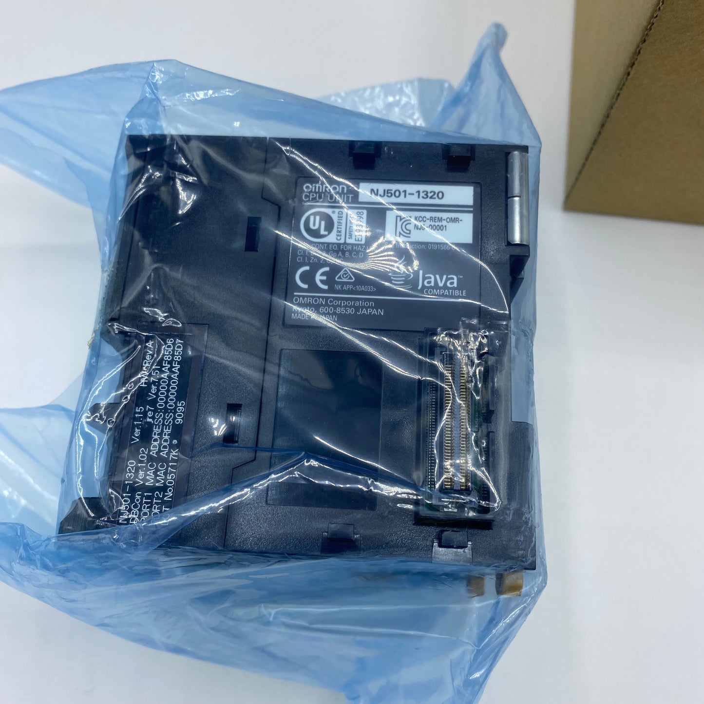 OMRON オムロン NJ501-1320 CPUユニット 外箱開封済み 保管汚れ有 PLC シーケンサ CPU