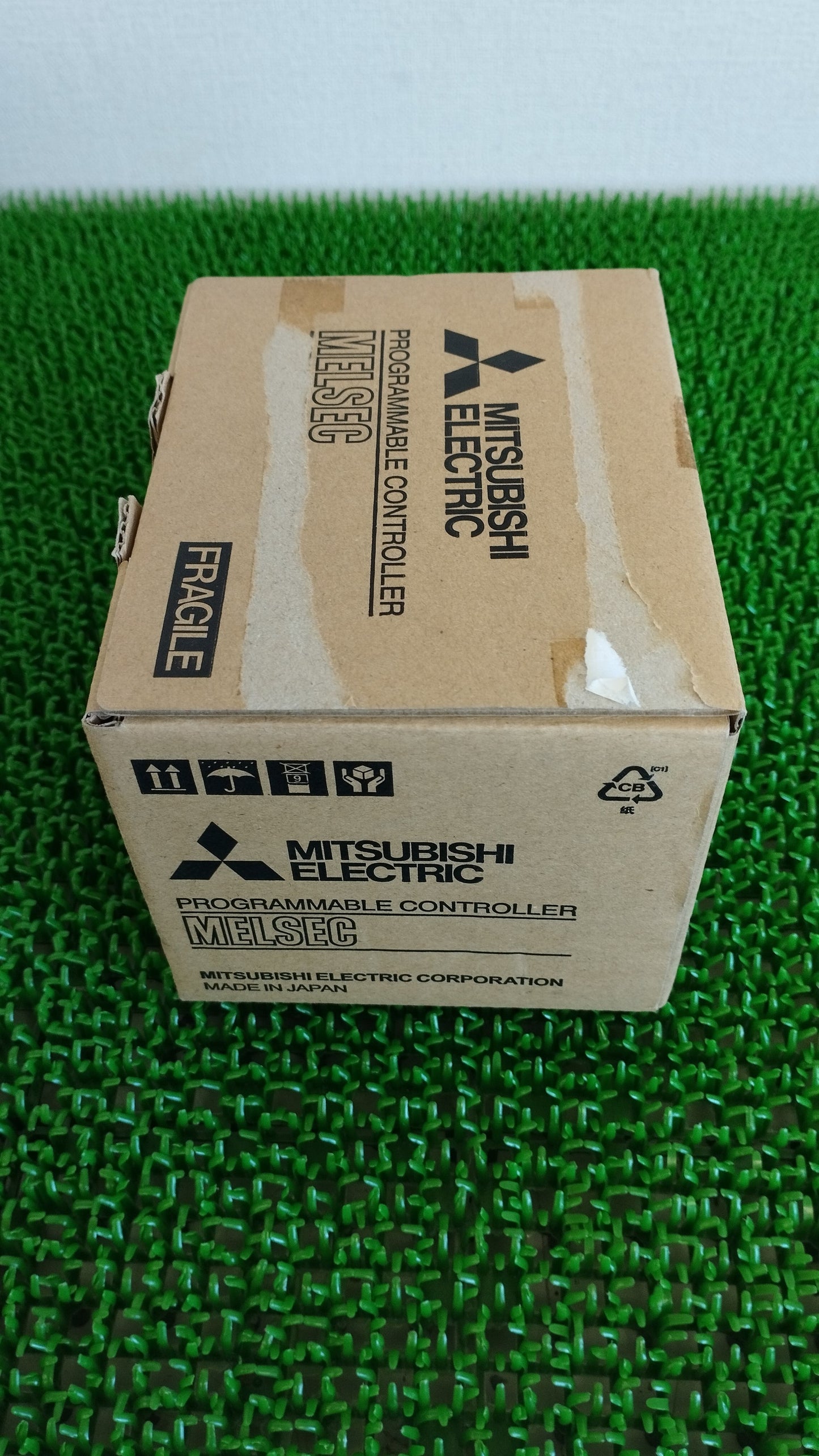 三菱電機 FX3UC-32MT/D