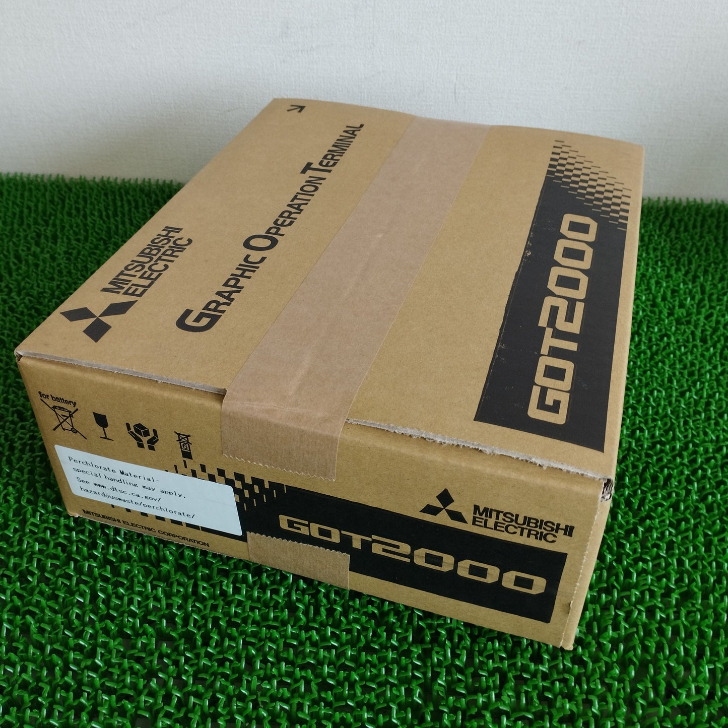 三菱電機 GT2508-VTBA グラフィックオペレーションターミナル