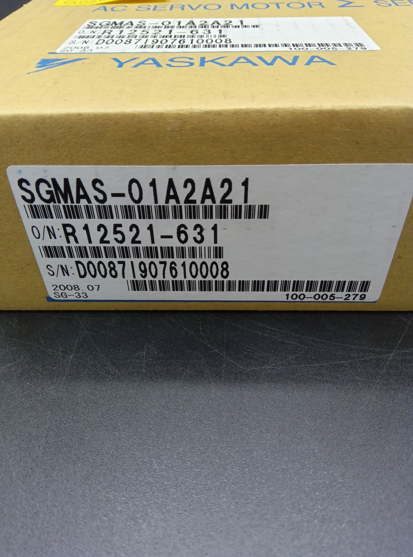 Yaskawa Electric SGMAS-01A2A21 Servo Motor/Pack