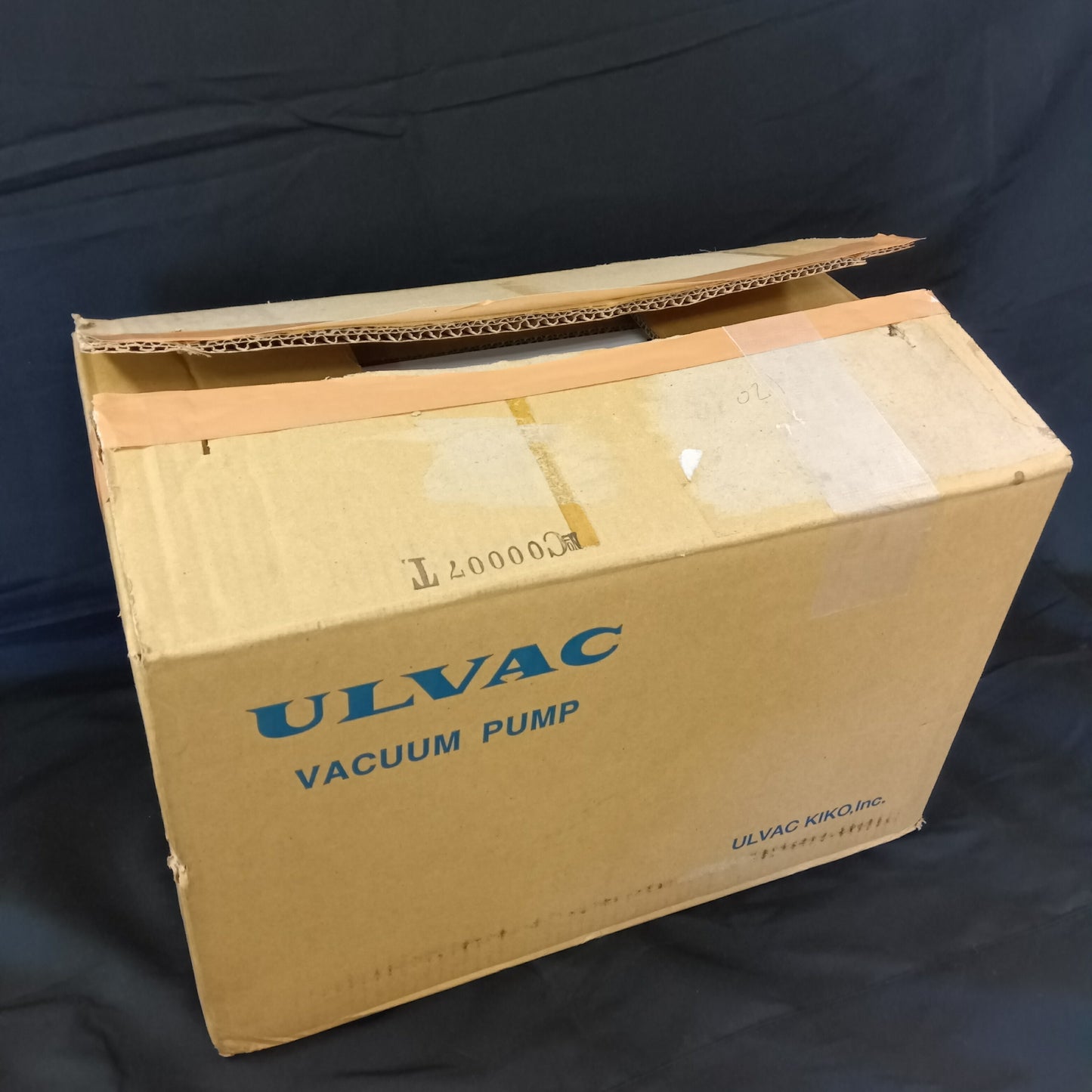 ULVAC DA-41D Vacuum Pump