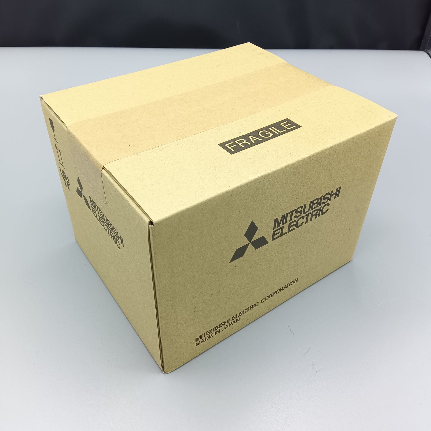 三菱電機 Q173DSCPU モーションCPUユニット MITSUBISHI | 八雲機械工具