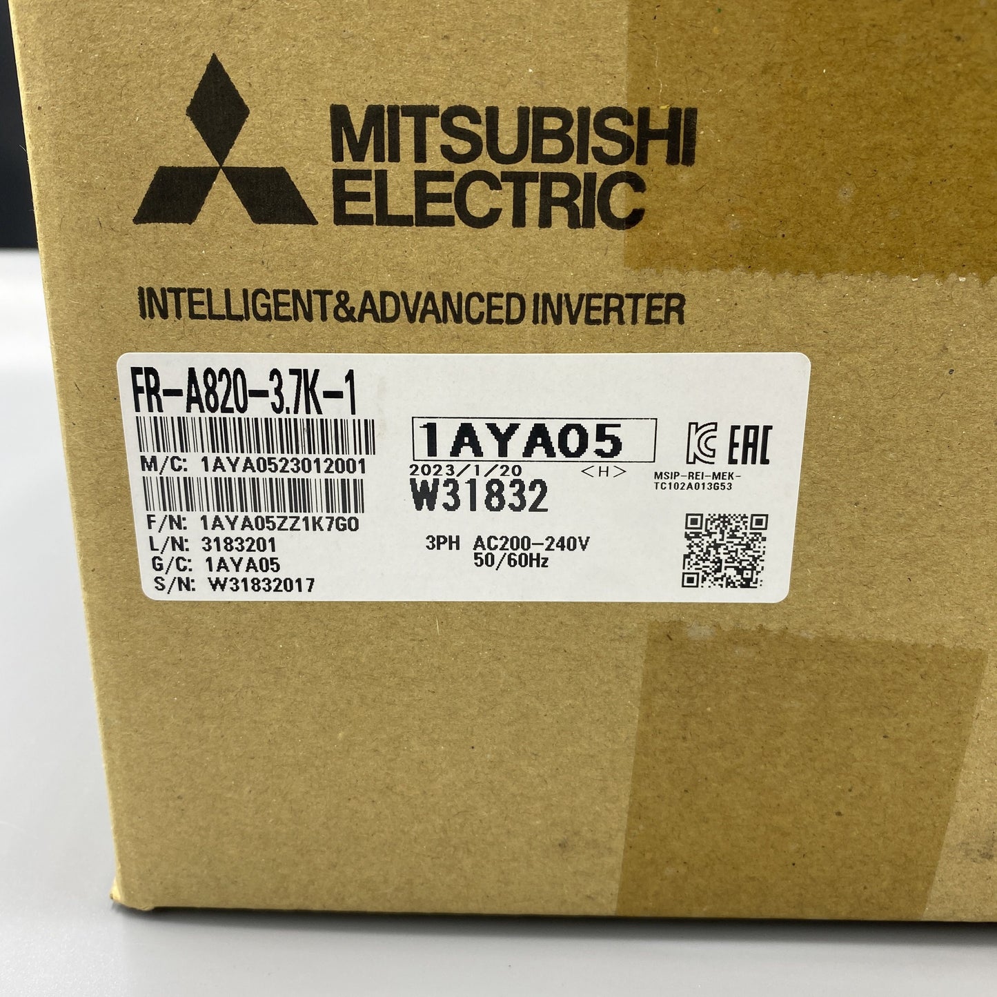 Mitsubishi Electric FR-A820-3.7K-1 Inverter FR-A800