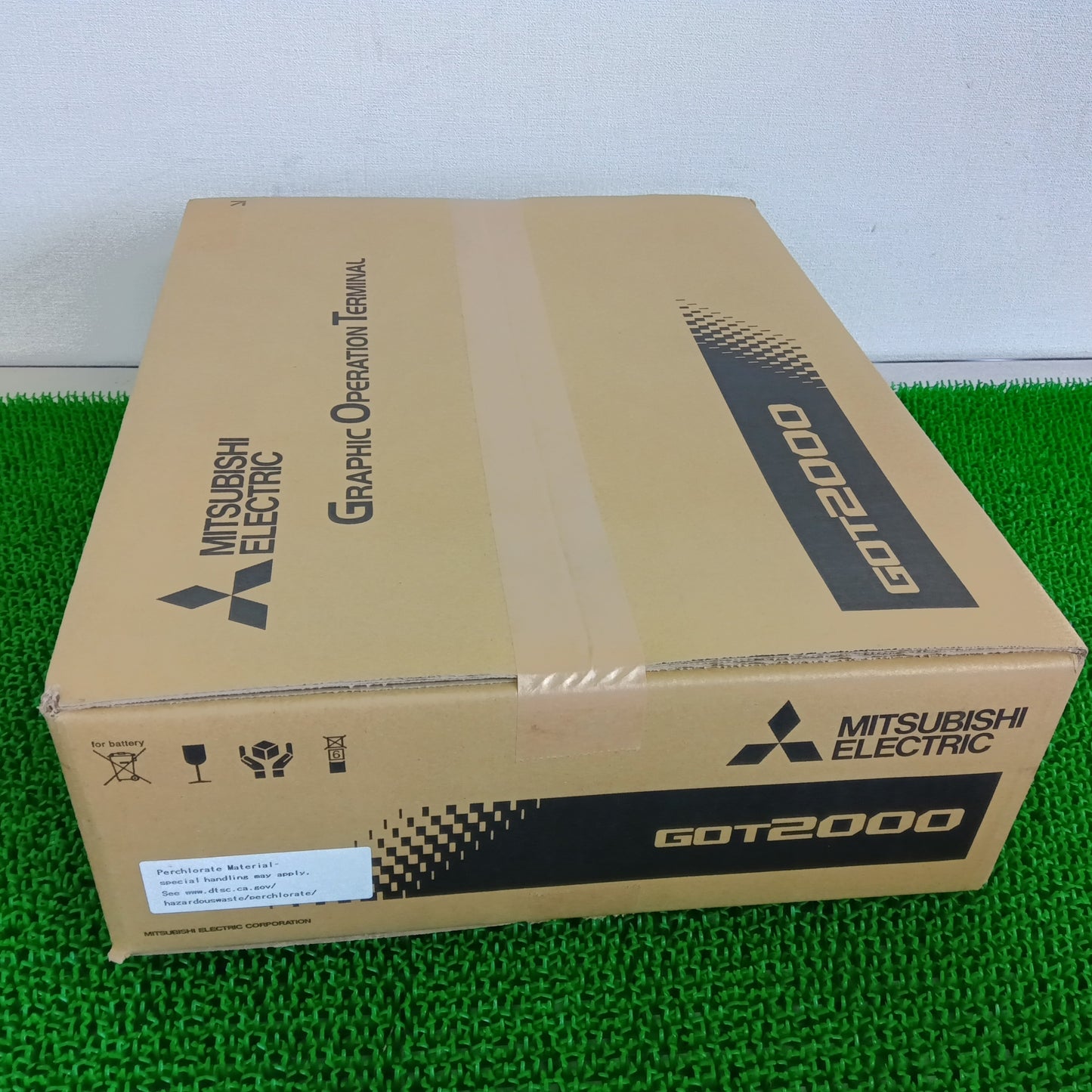 三菱電機 GT2715-XTBA グラフィックオペレーションターミナル