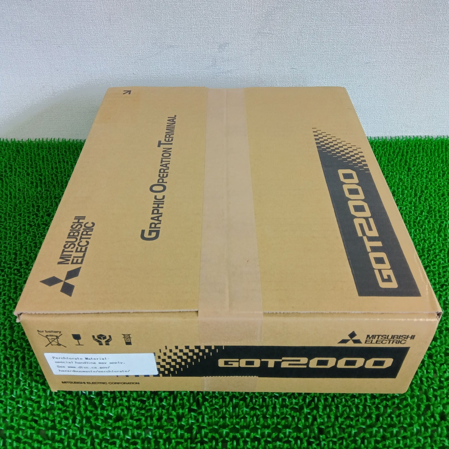 三菱電機 GT2712-STBA グラフィックオペレーションターミナル