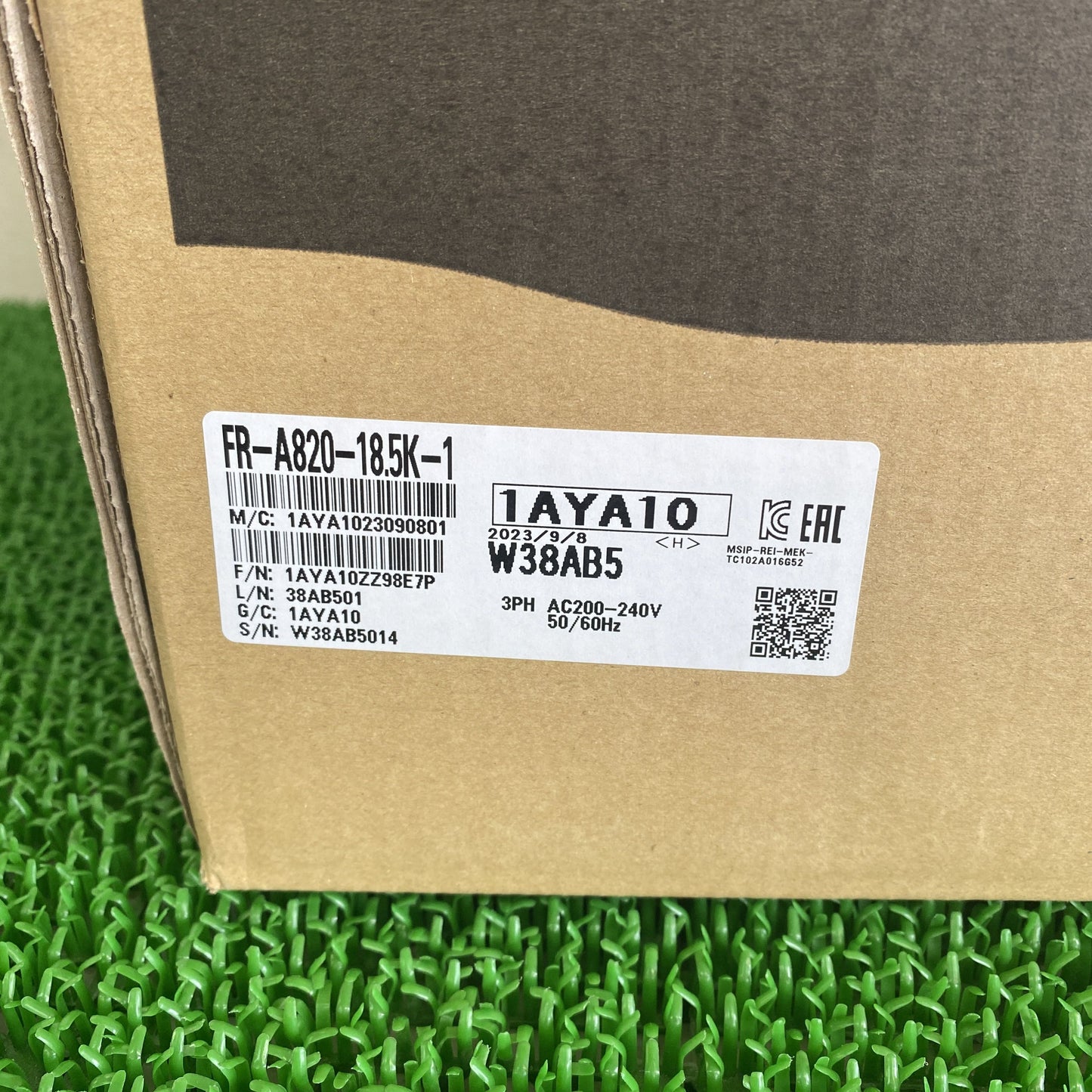 三菱電機 FR-A820-18.5K-1 ｲﾝﾊﾞｰﾀ