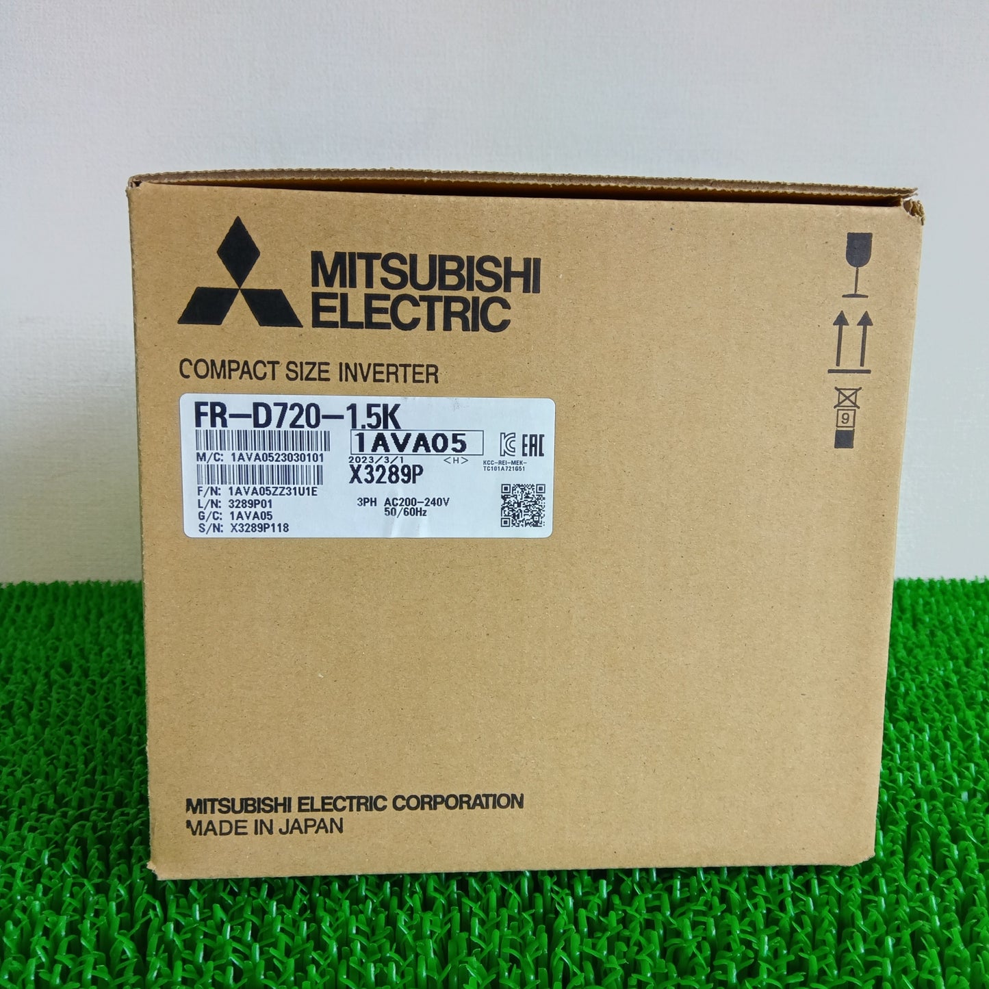 三菱電機 FR-D720-1.5K ｲﾝﾊﾞｰﾀ