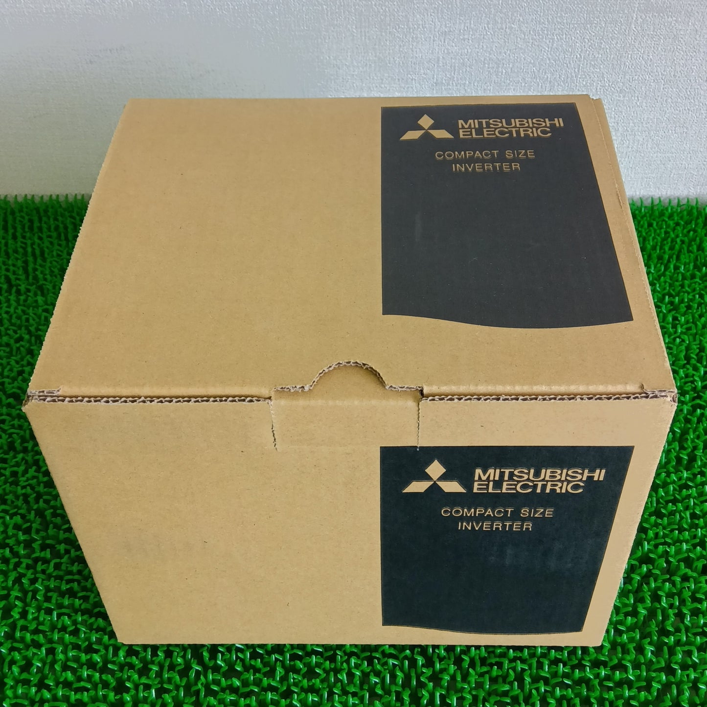 三菱電機 FR-D720-1.5K ｲﾝﾊﾞｰﾀ