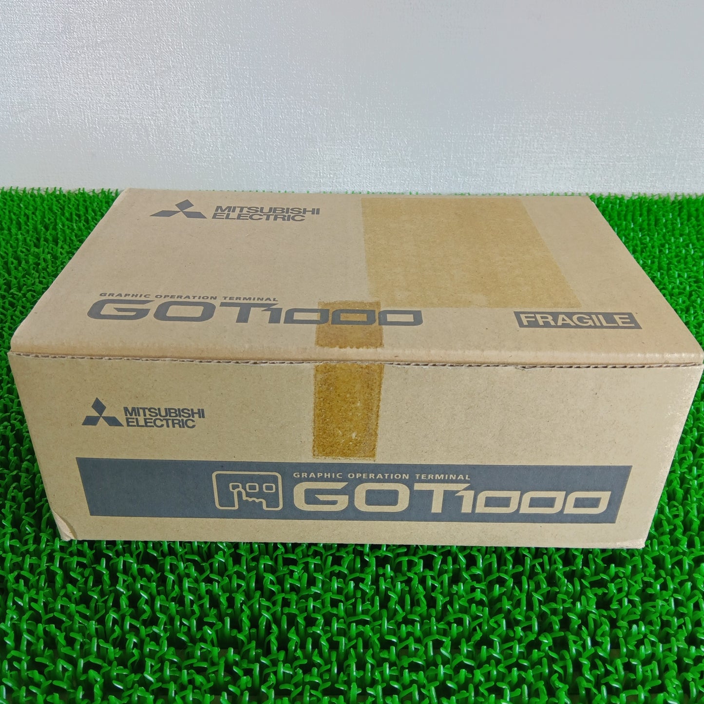 【c767】三菱電機 GT1455-QTBDE GOT本体 5.7型 グラフィックオペレーション 開封済み 保管品