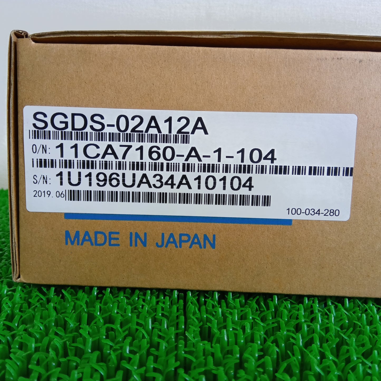 安川電機 SGDS-02A12A ACサーボパック