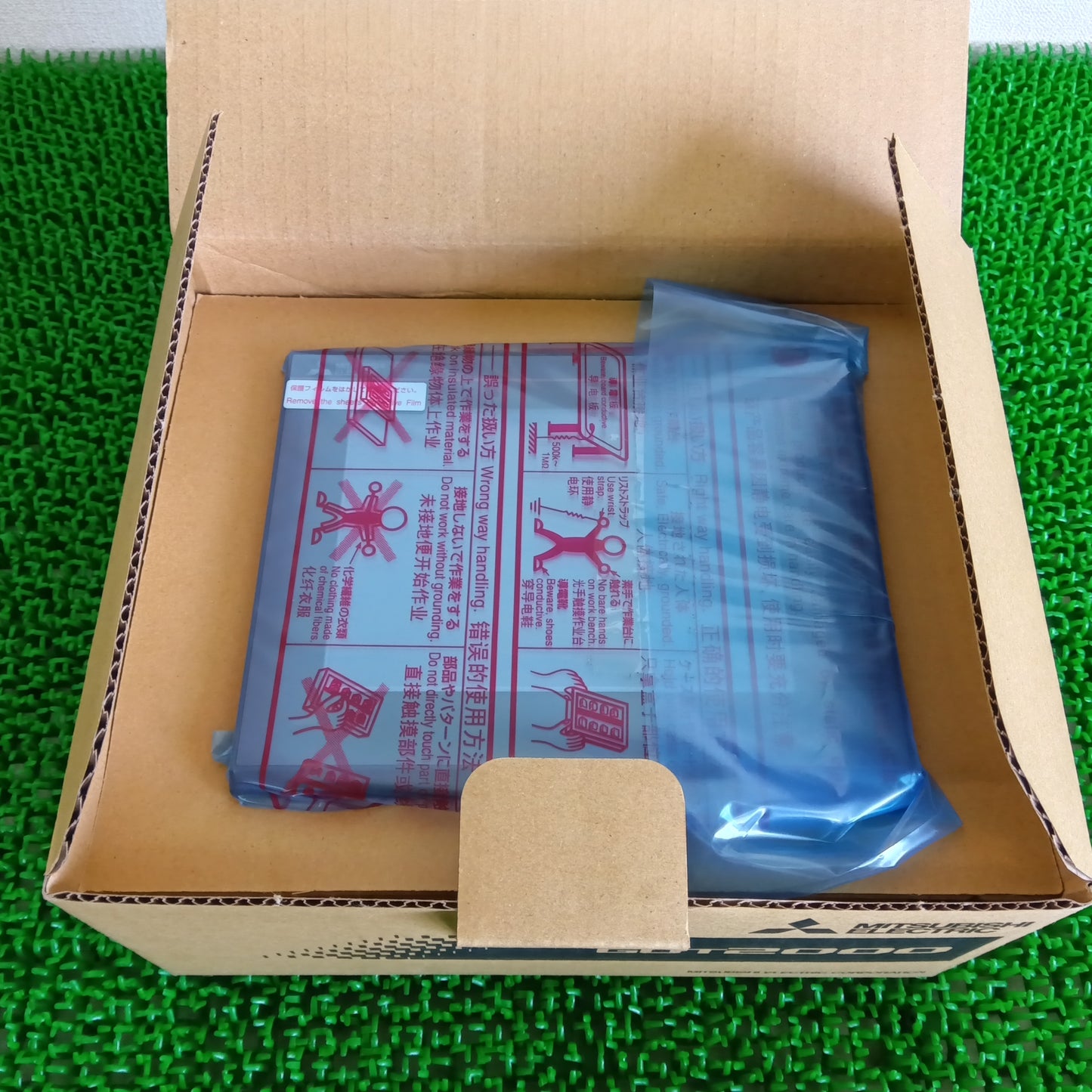 三菱電機 GT2505-VTBD グラフィックオペレーションターミナル GOT2000シリーズ