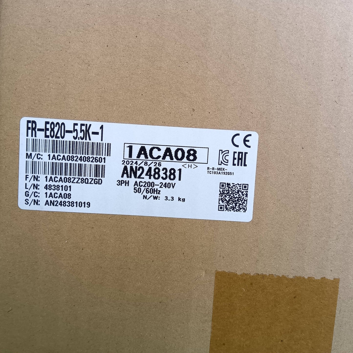 三菱電機 FR-E820-5.5K-1 インバータ FREQROL-E800シリーズ