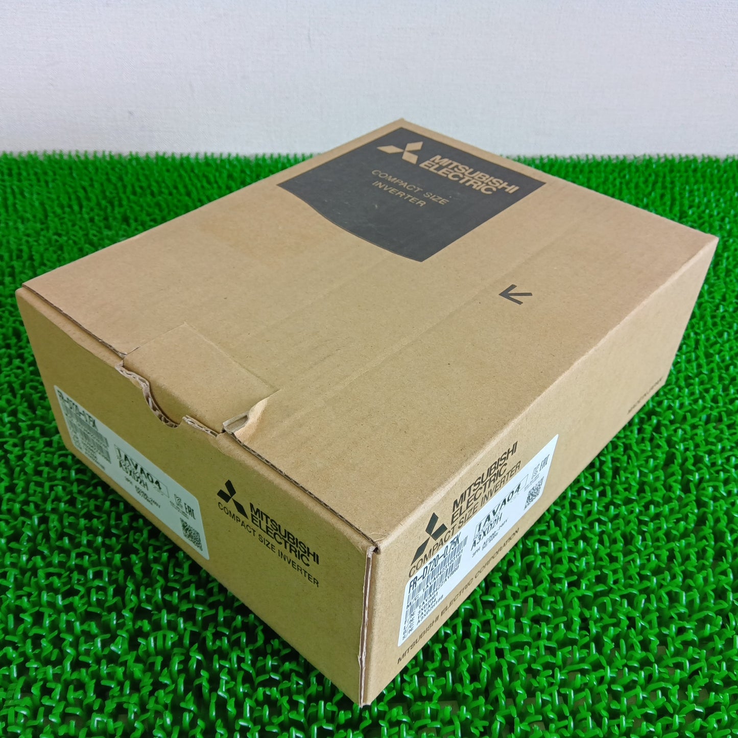 三菱電機 FR-D720-0.75K インバータ FREQROL-D700シリーズ | 八雲機械工具