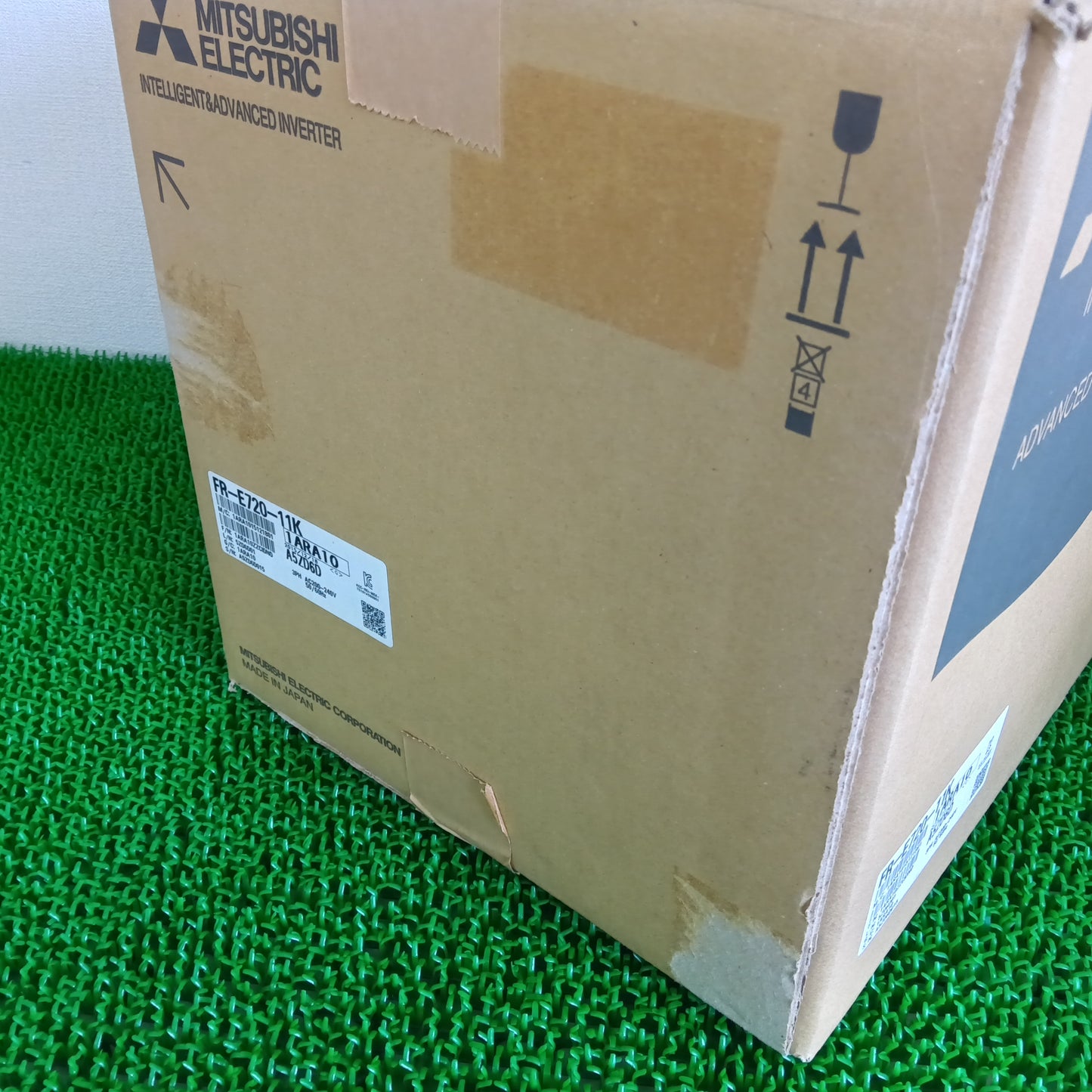 三菱電機 FR-E720-11K インバータ FREQROL-E700シリーズ