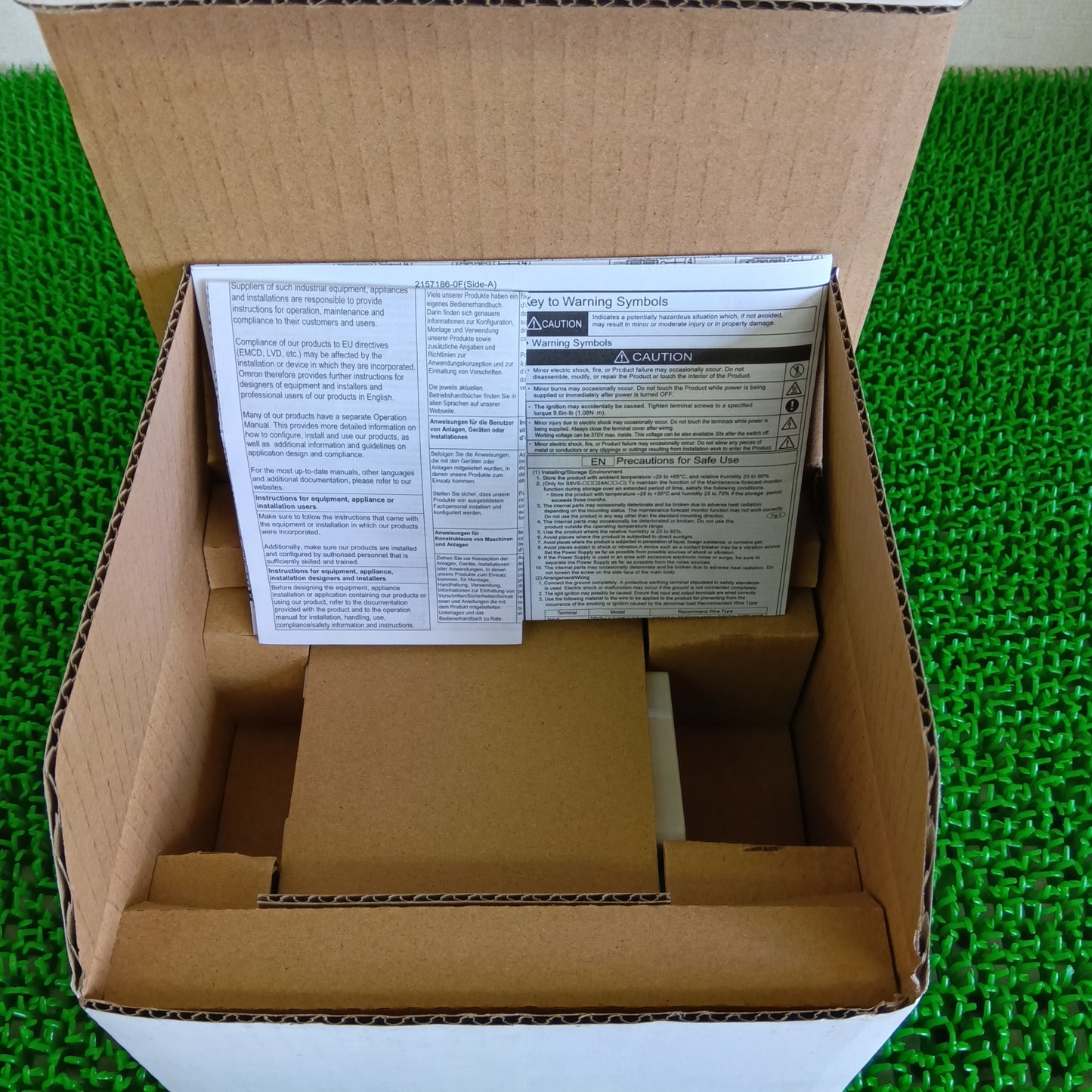 オムロン S8VS-06024 スイッチング・パワーサプライ