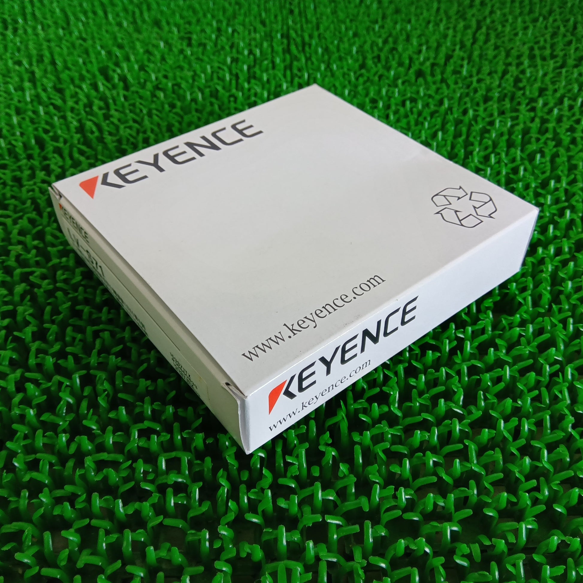 キーエンス LV-S71 超小型デジタルレーザセンサ | 八雲機械工具