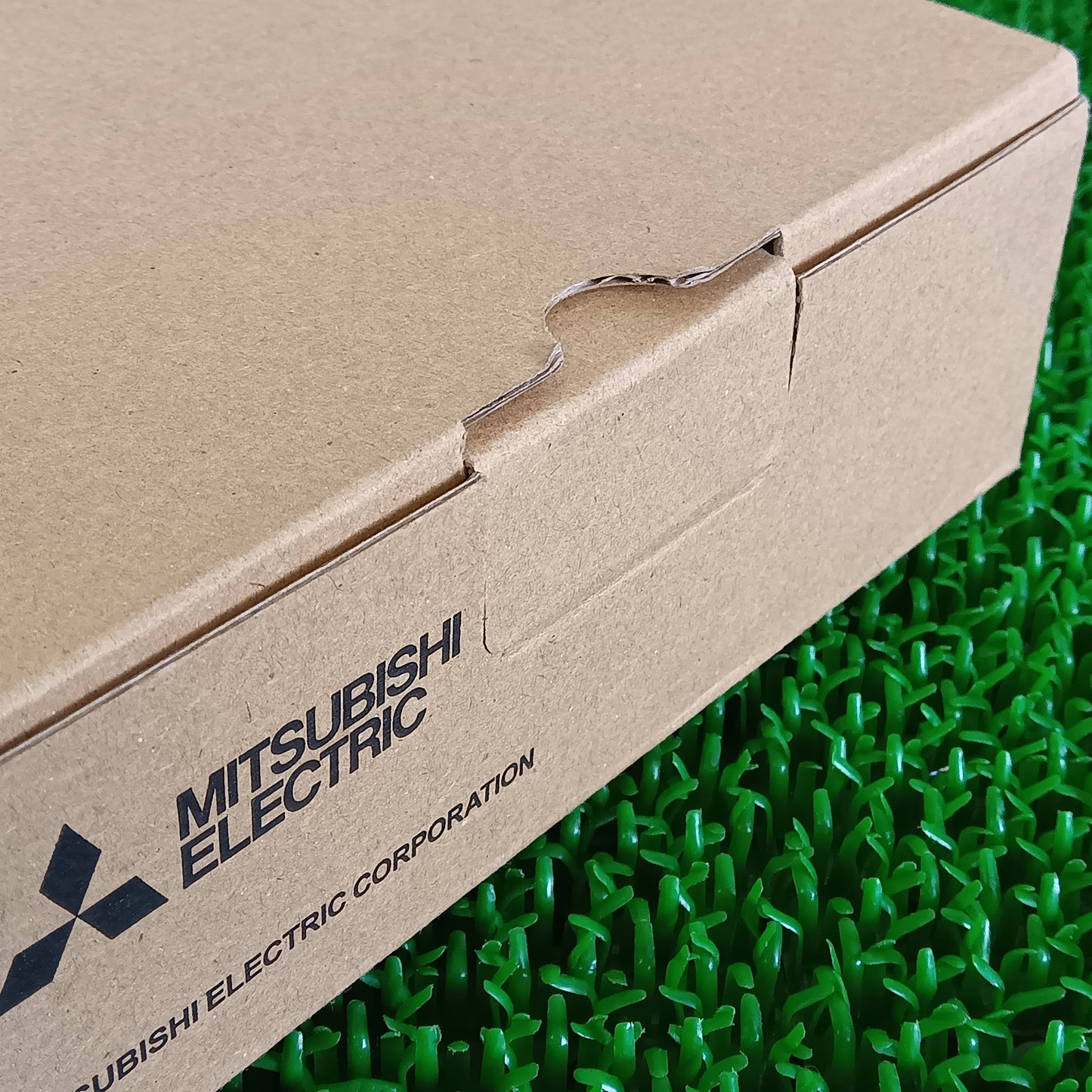 三菱電機 GT-1-C30R4-8P GOT接続用ケーブル (※)