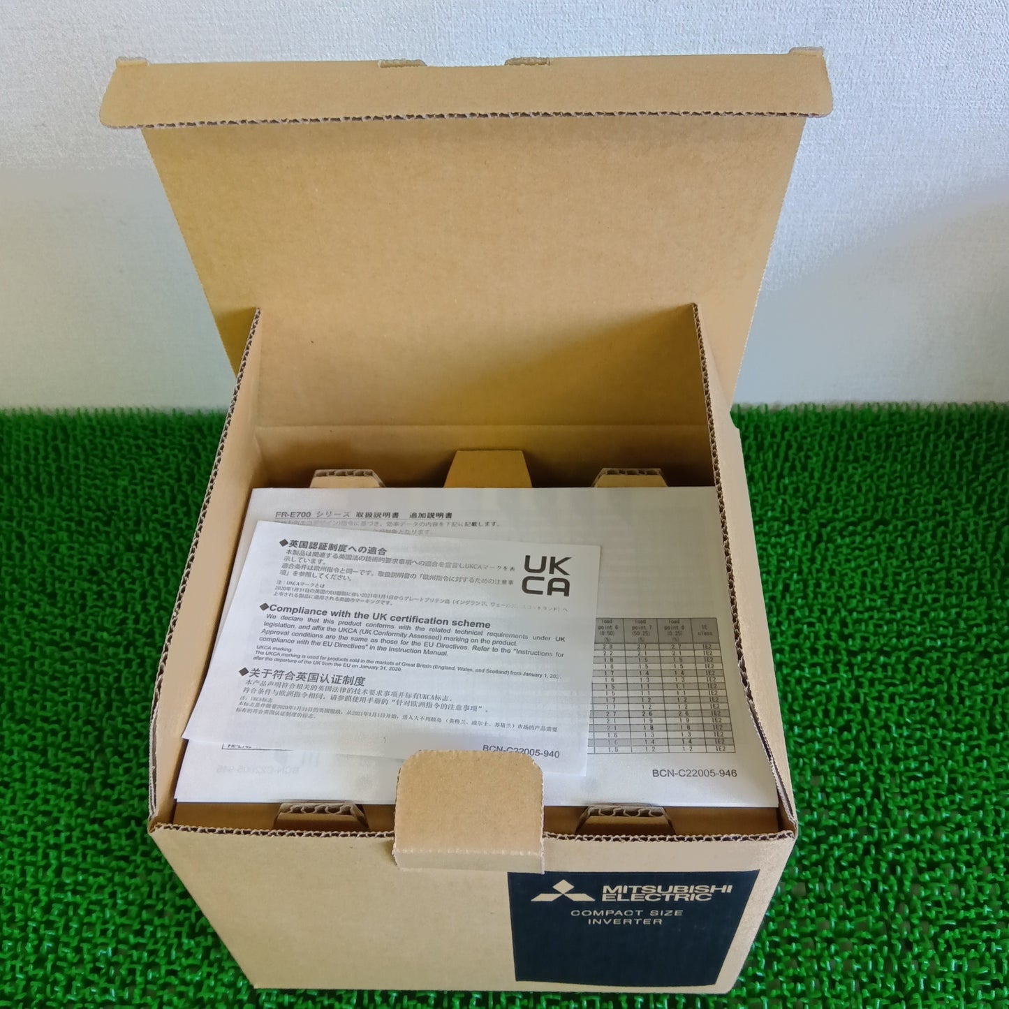 三菱電機 FR-E720-1.5K インバータ FREQROL-E700シリーズ