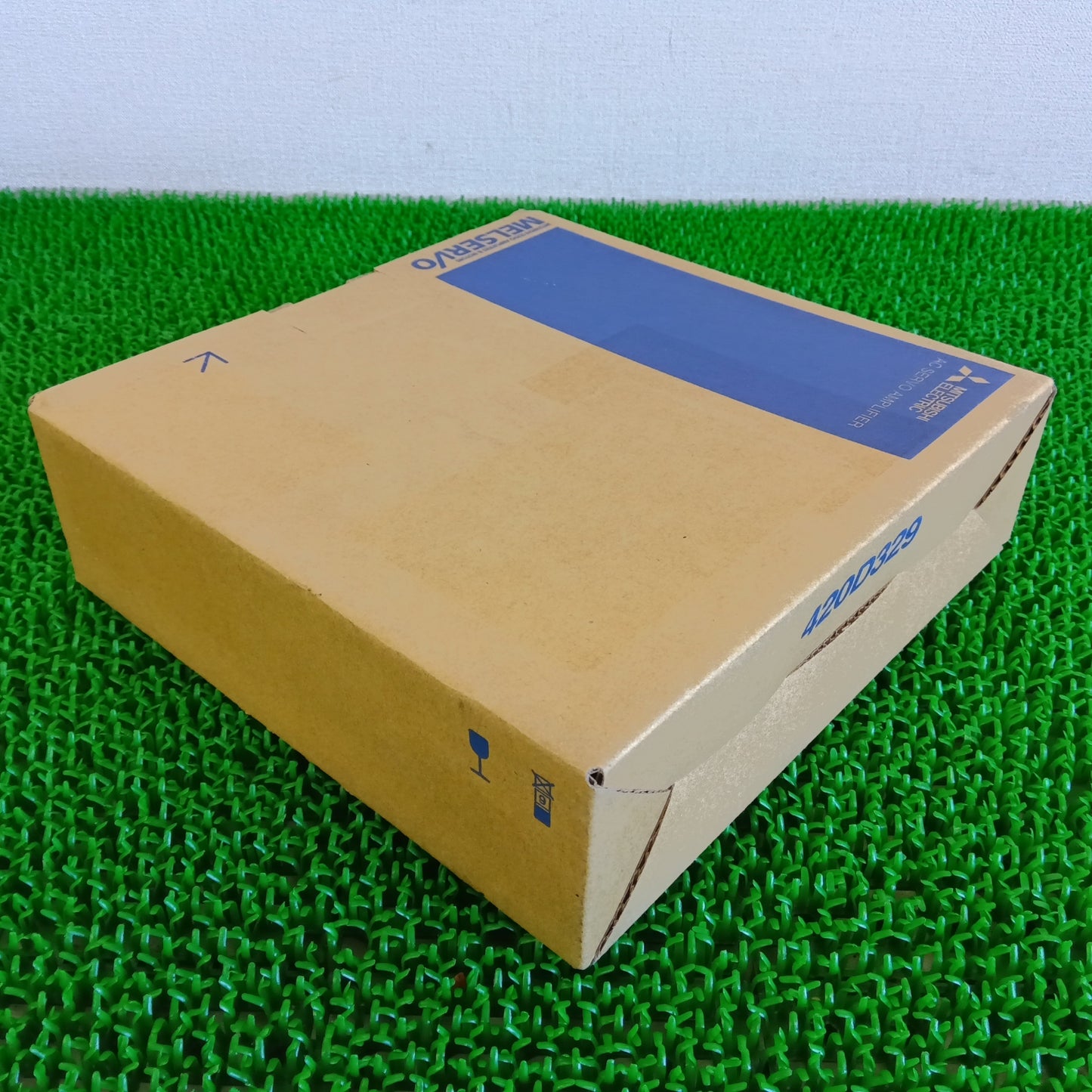 三菱電機 MR-J4-10B サーボアンプ 保管品