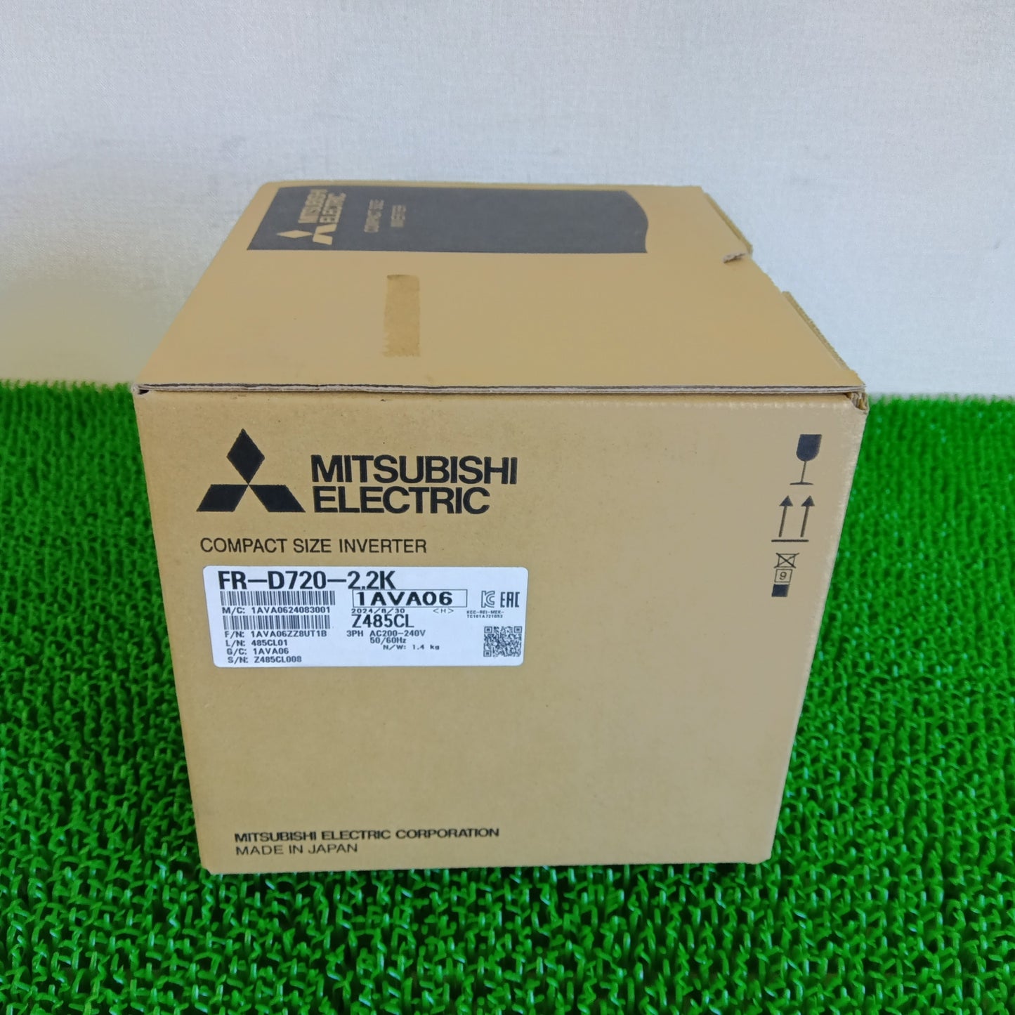 三菱電機 FR-D720-2.2K インバーター 保管品