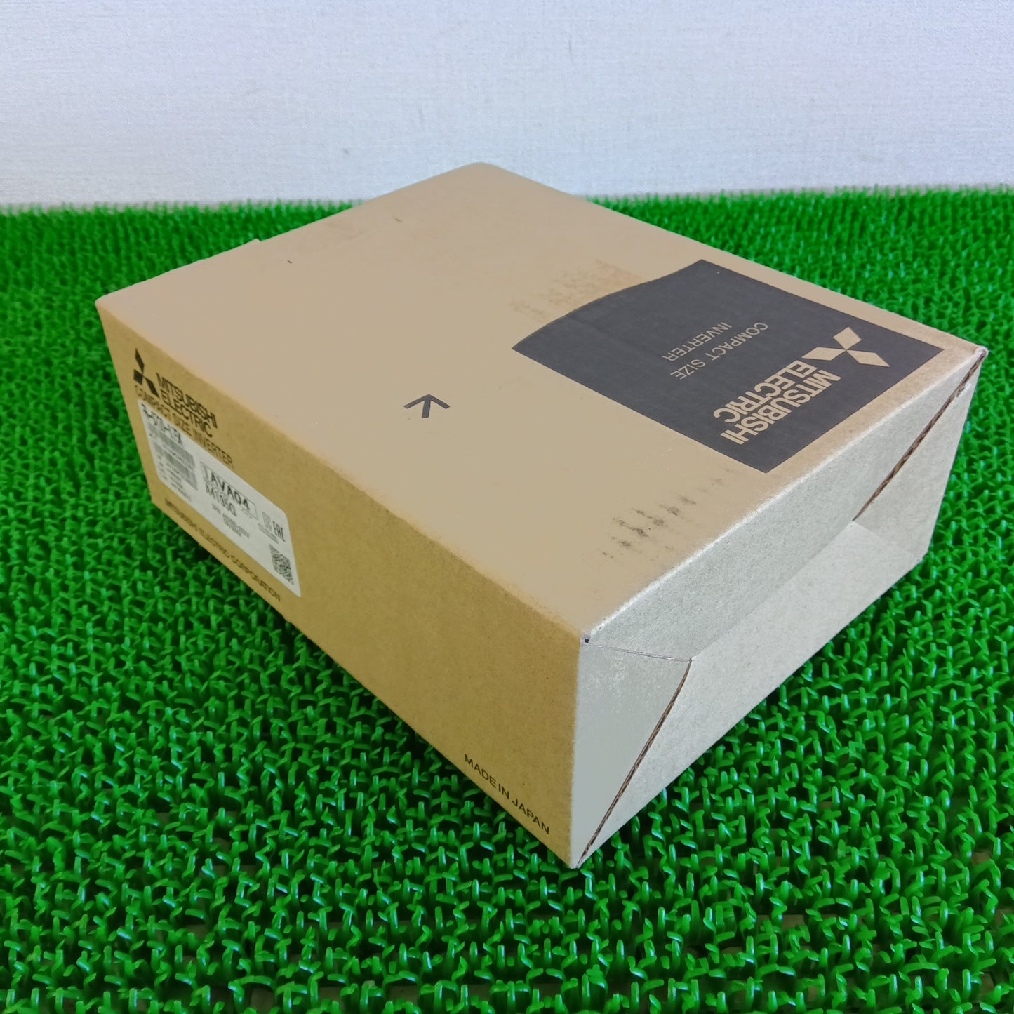 三菱電機 FR-D720-0.75K インバーター 保管汚れあり