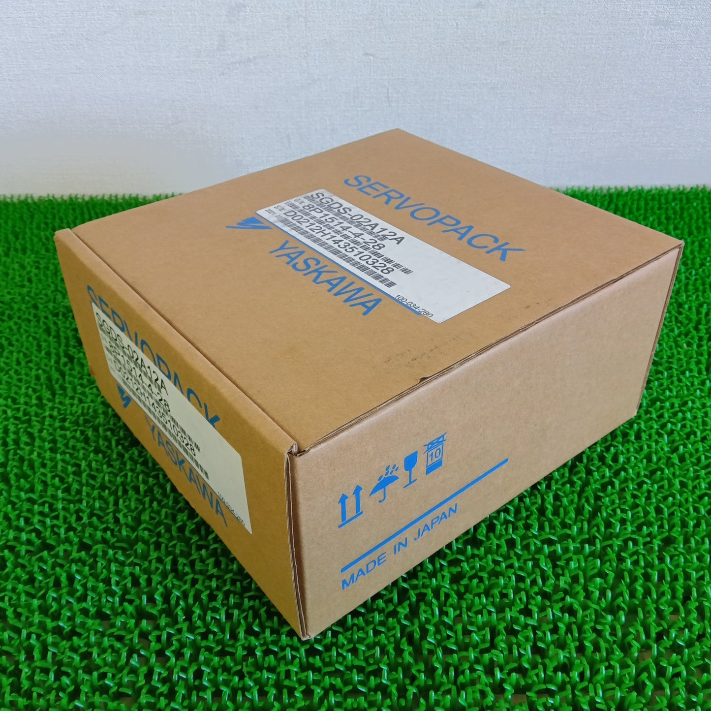 安川電機 SGDS-02A12A サーボアンプ 保管品