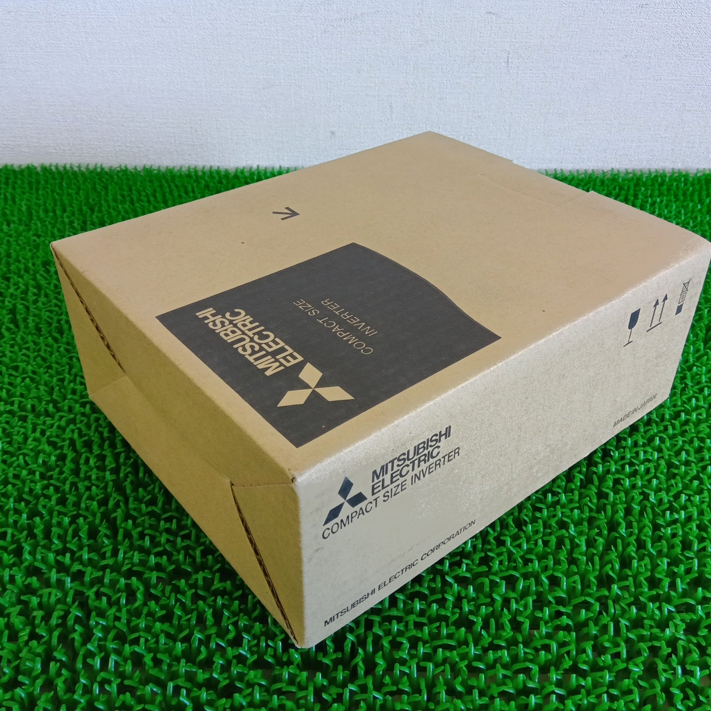 三菱電機 FR-D720-0.75K インバーター 保管品