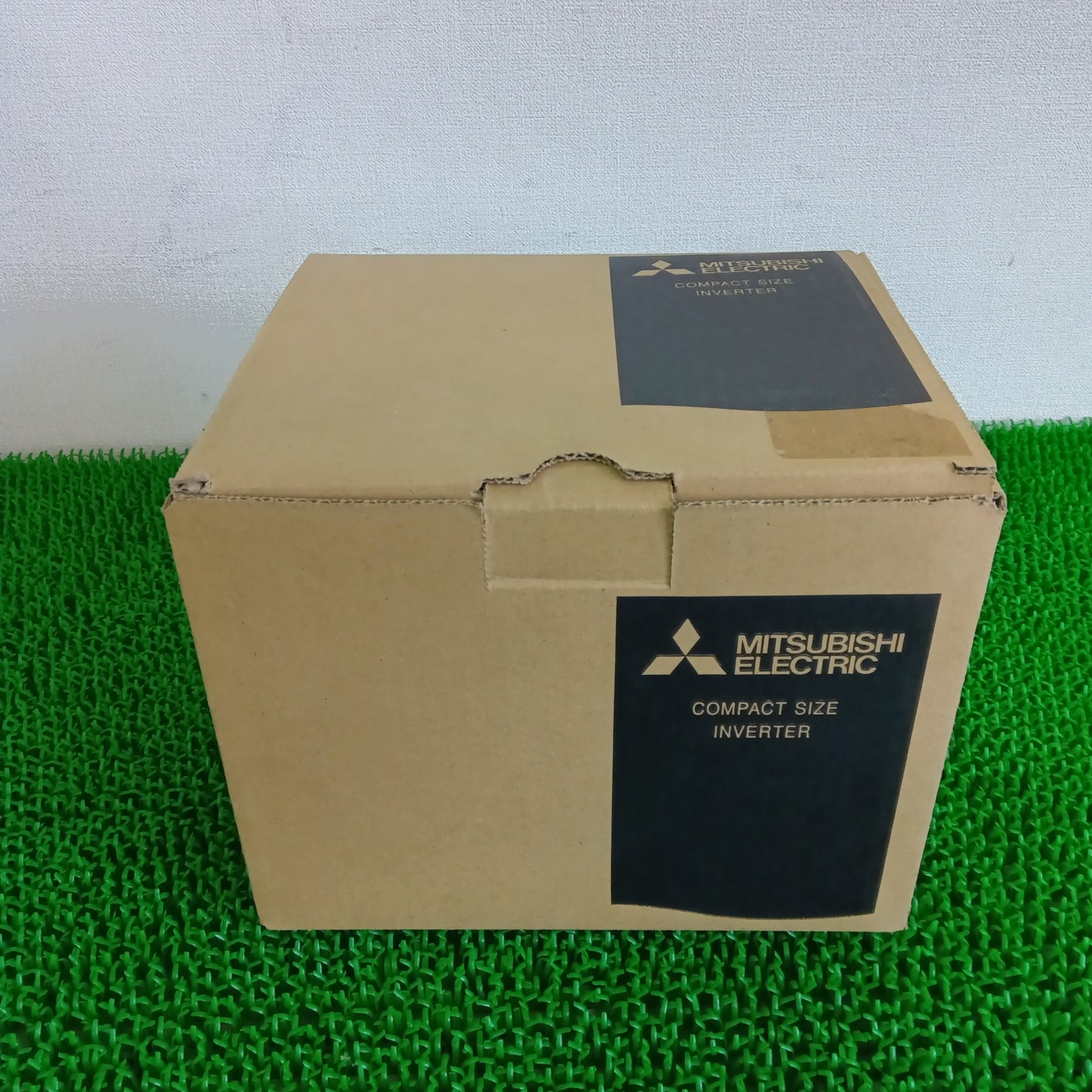 三菱電機 FR-D720-2.2K インバータ 開封済未使用