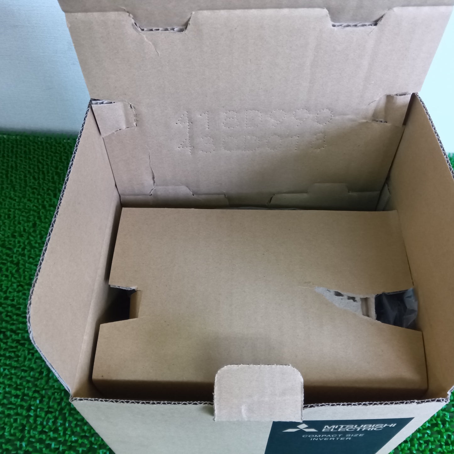 三菱電機 FR-D720-2.2K インバータ 開封済未使用