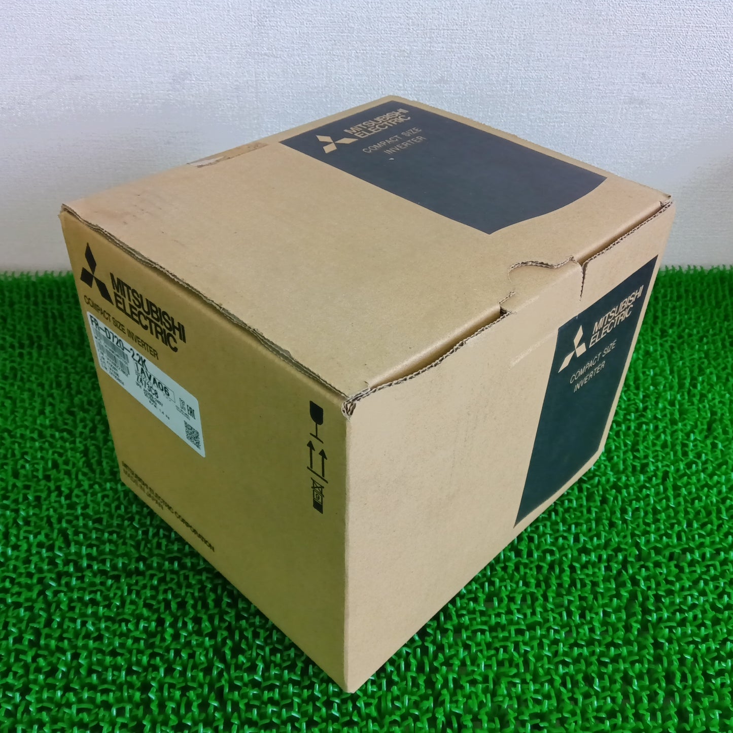 三菱電機 FR-D720-2.2K インバータ 開封済未使用 | 八雲機械工具
