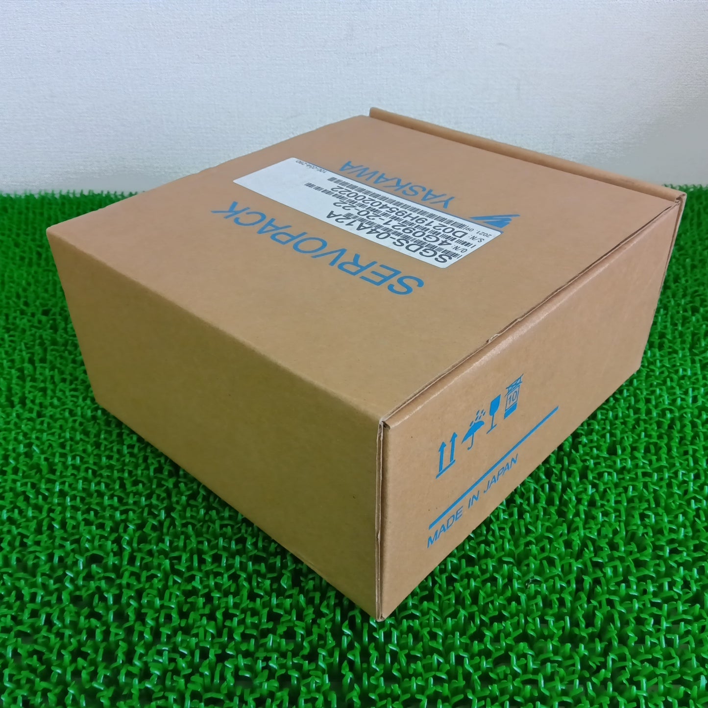 安川電機 SGDS-04A12A サーボアンプ