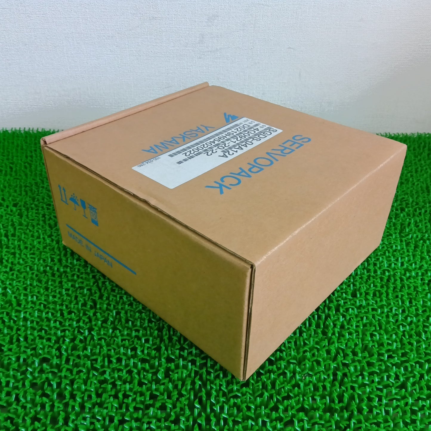 安川電機 SGDS-04A12A サーボアンプ