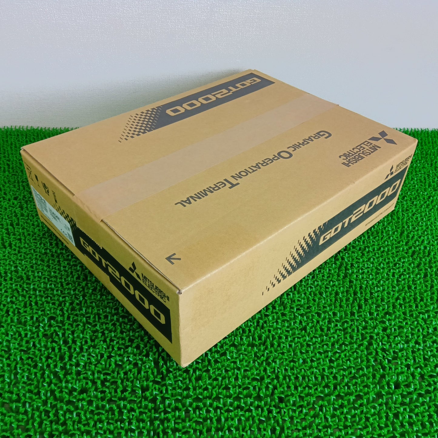 三菱電機 GT2510-VTBA-040 タッチパネル 未使用新品