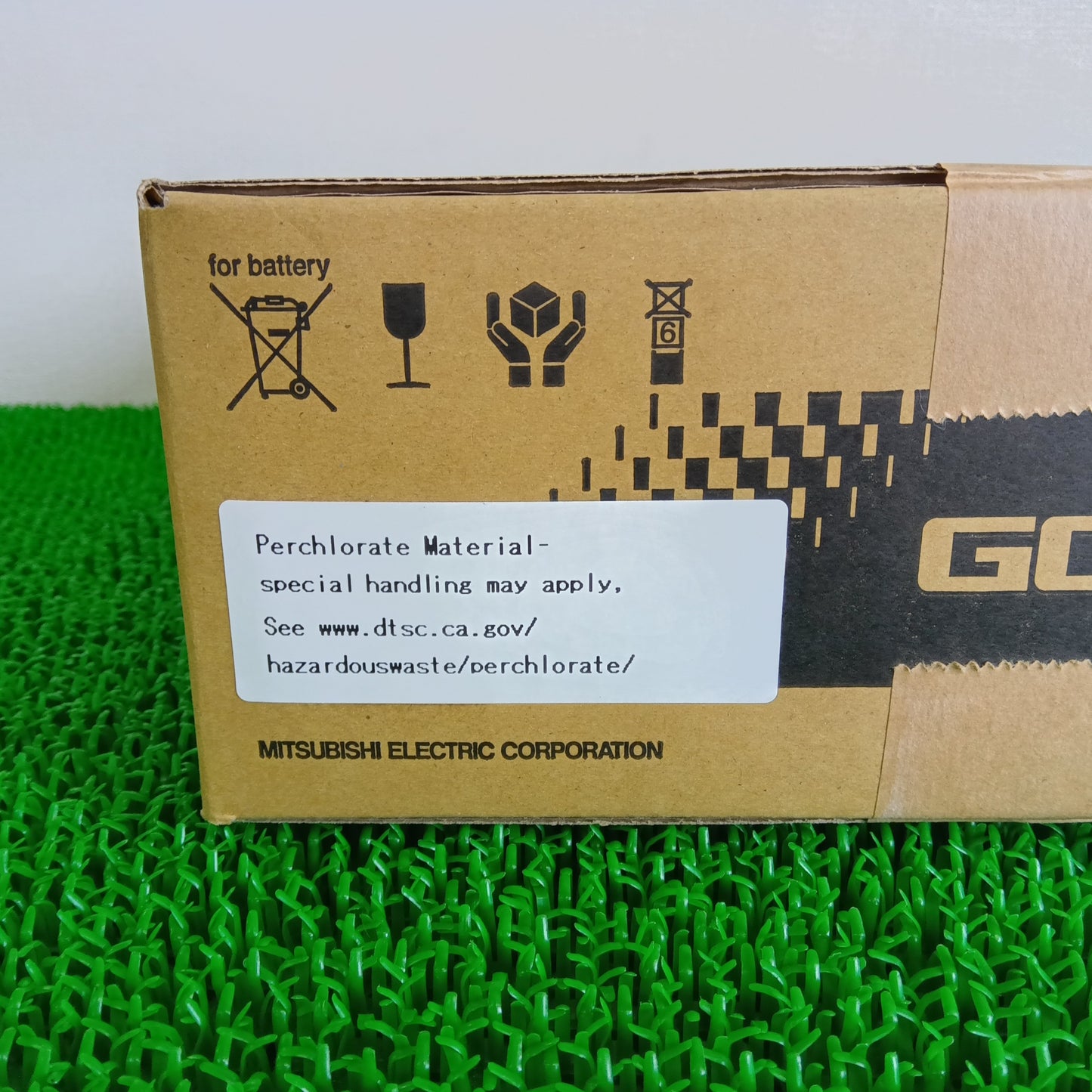 三菱電機 GT2510-VTBA-040 タッチパネル 未使用新品