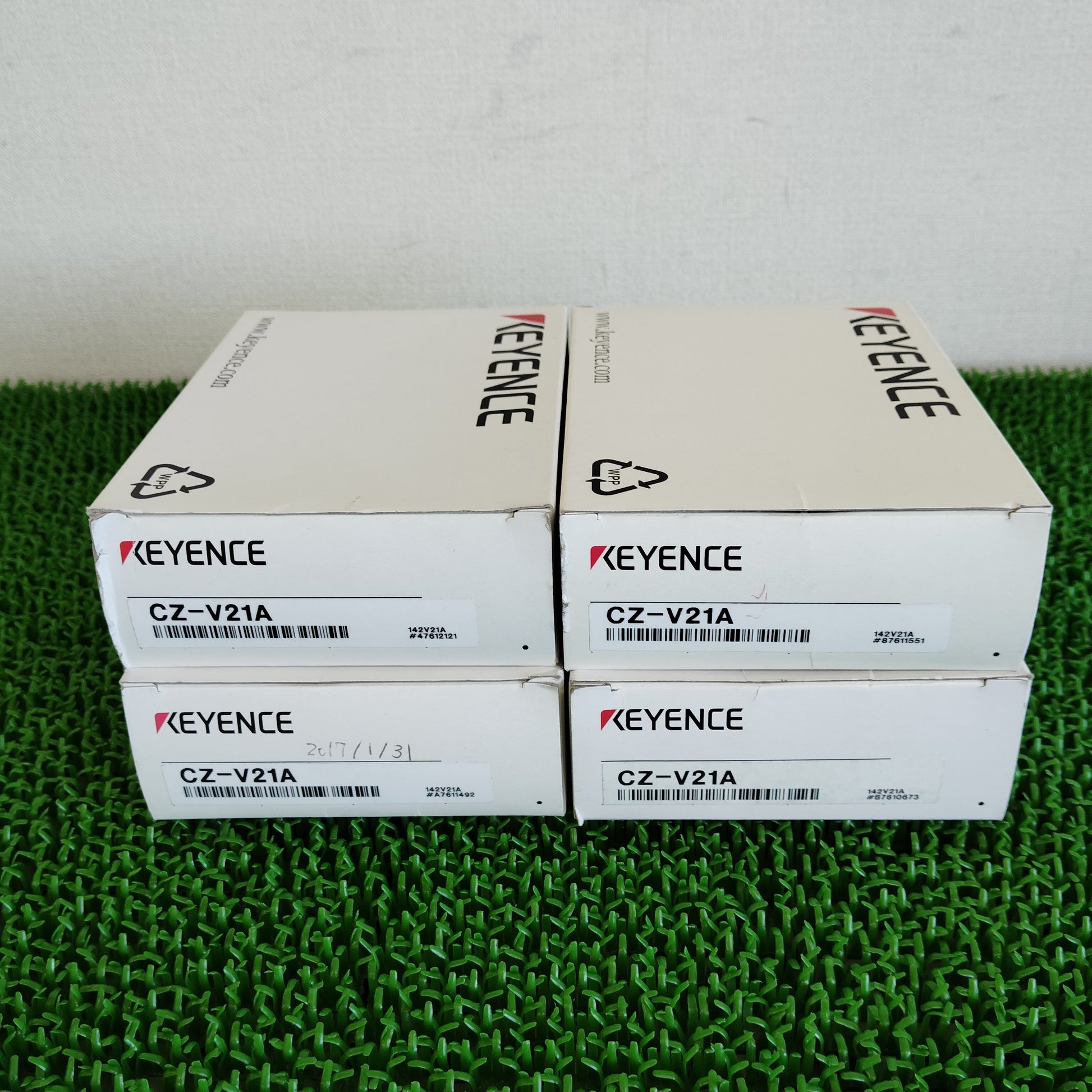 キーエンス CZ-V21A RGBデジタル判別センサ 外箱文字記入 | 八雲機械工具