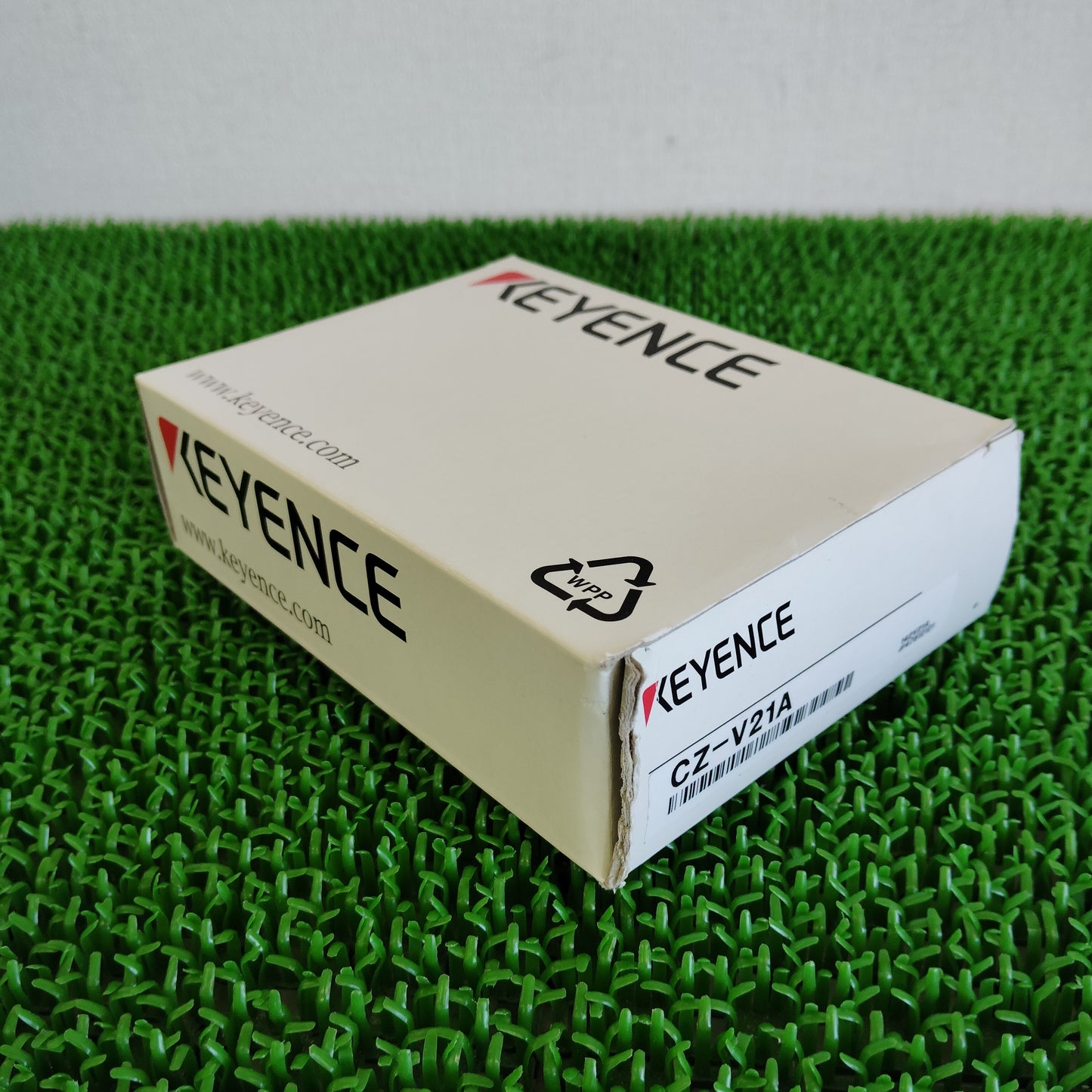 キーエンス CZ-V21A RGBデジタル判別センサ 外箱文字記入