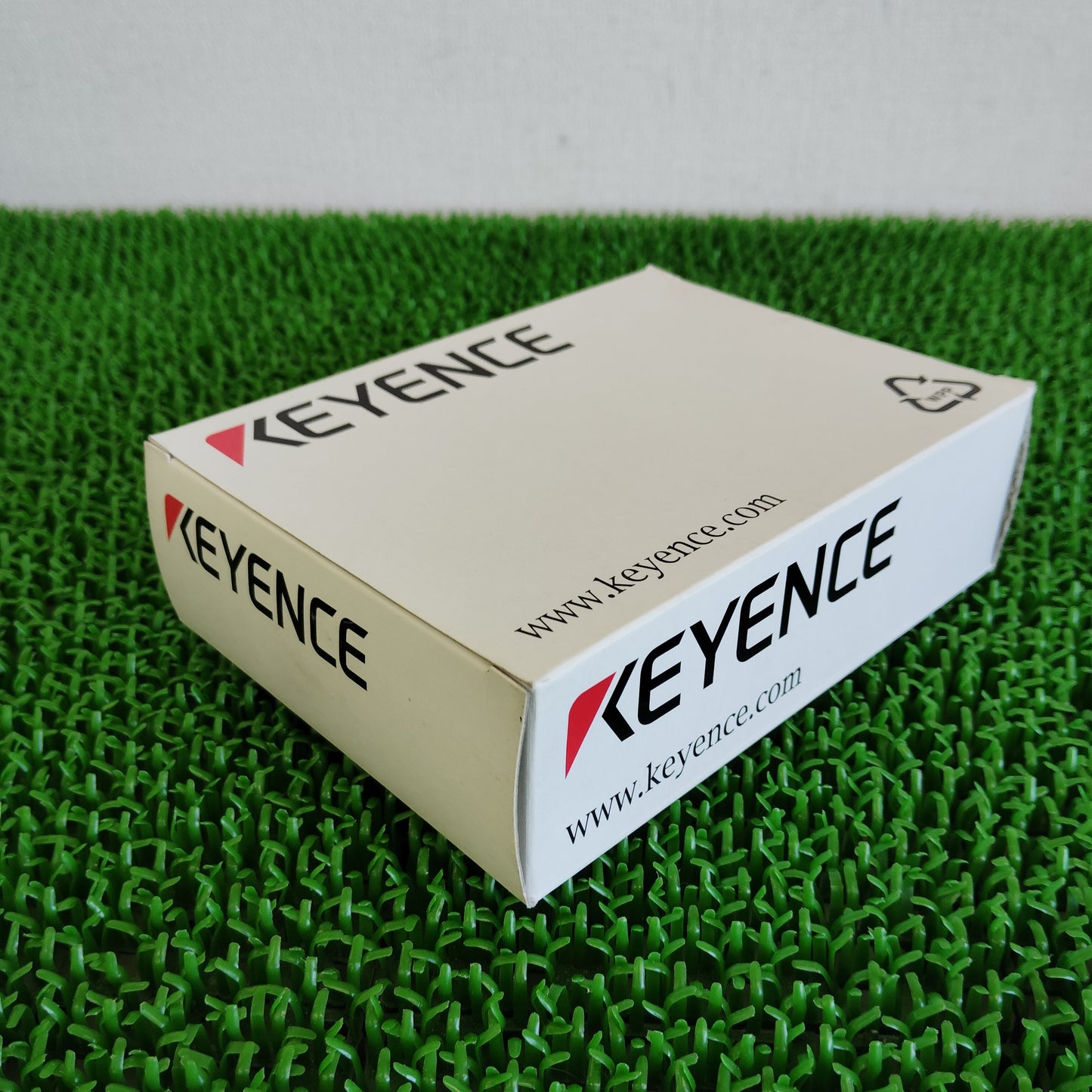 キーエンス CZ-V21A RGBデジタル判別センサ 外箱文字記入