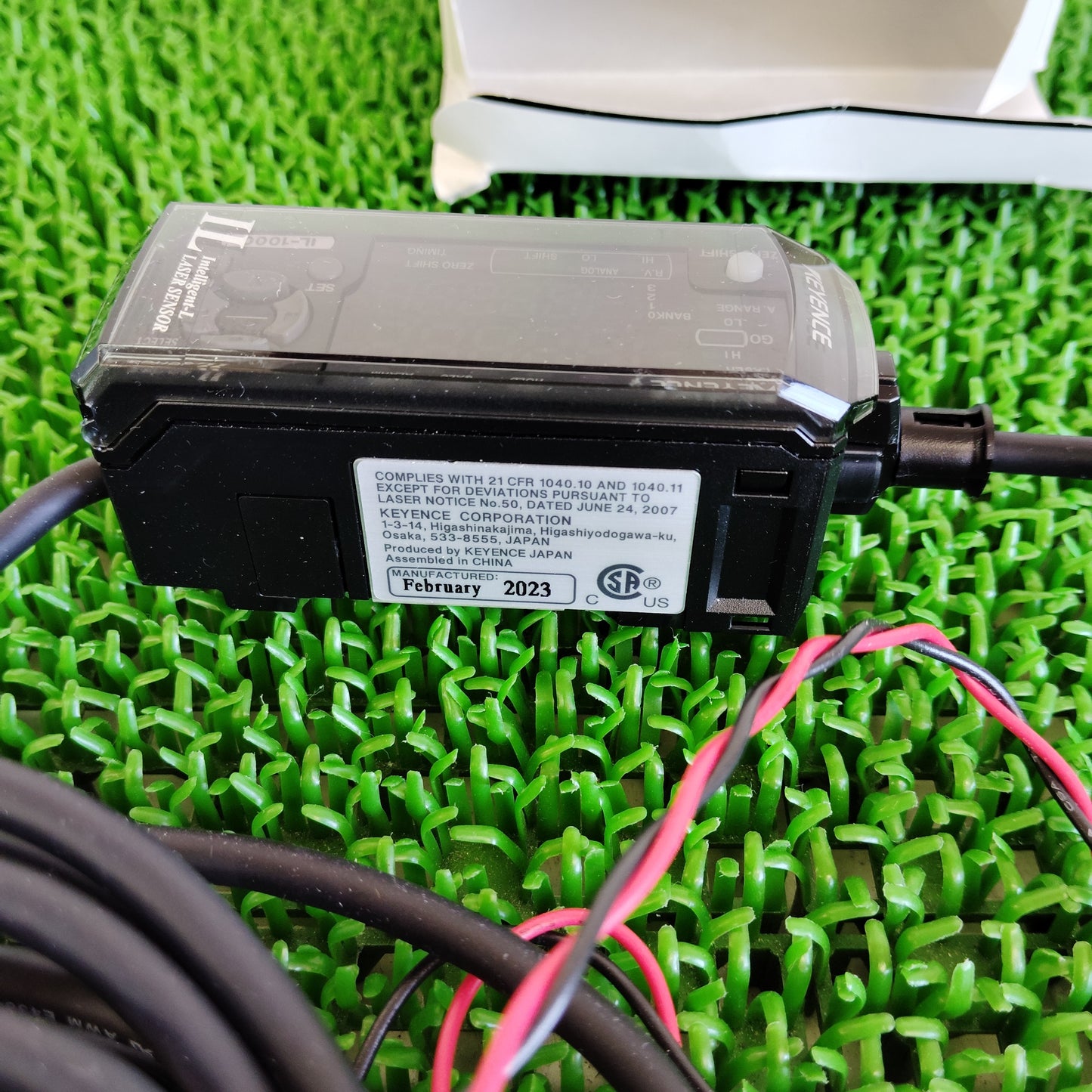 キーエンス IL-1000 レーザセンサ