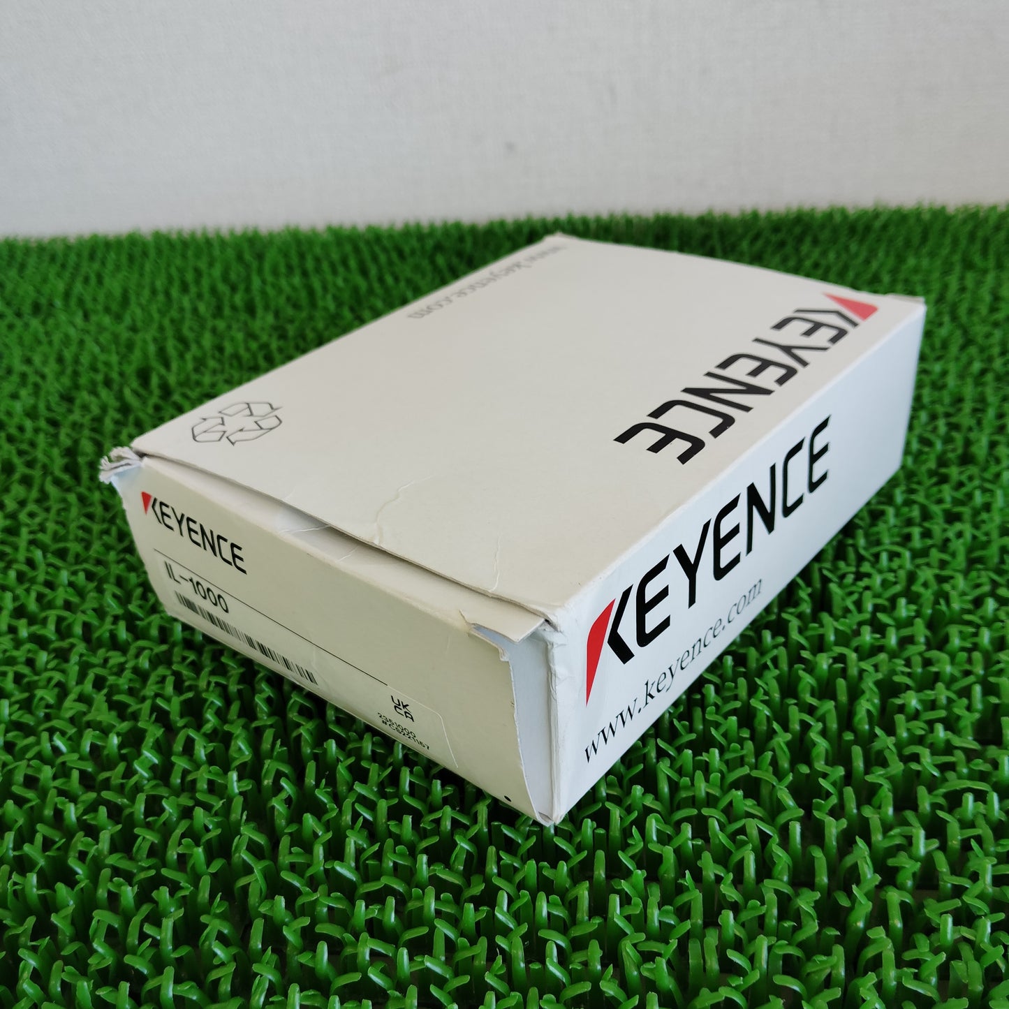 キーエンス IL-1000 レーザセンサ