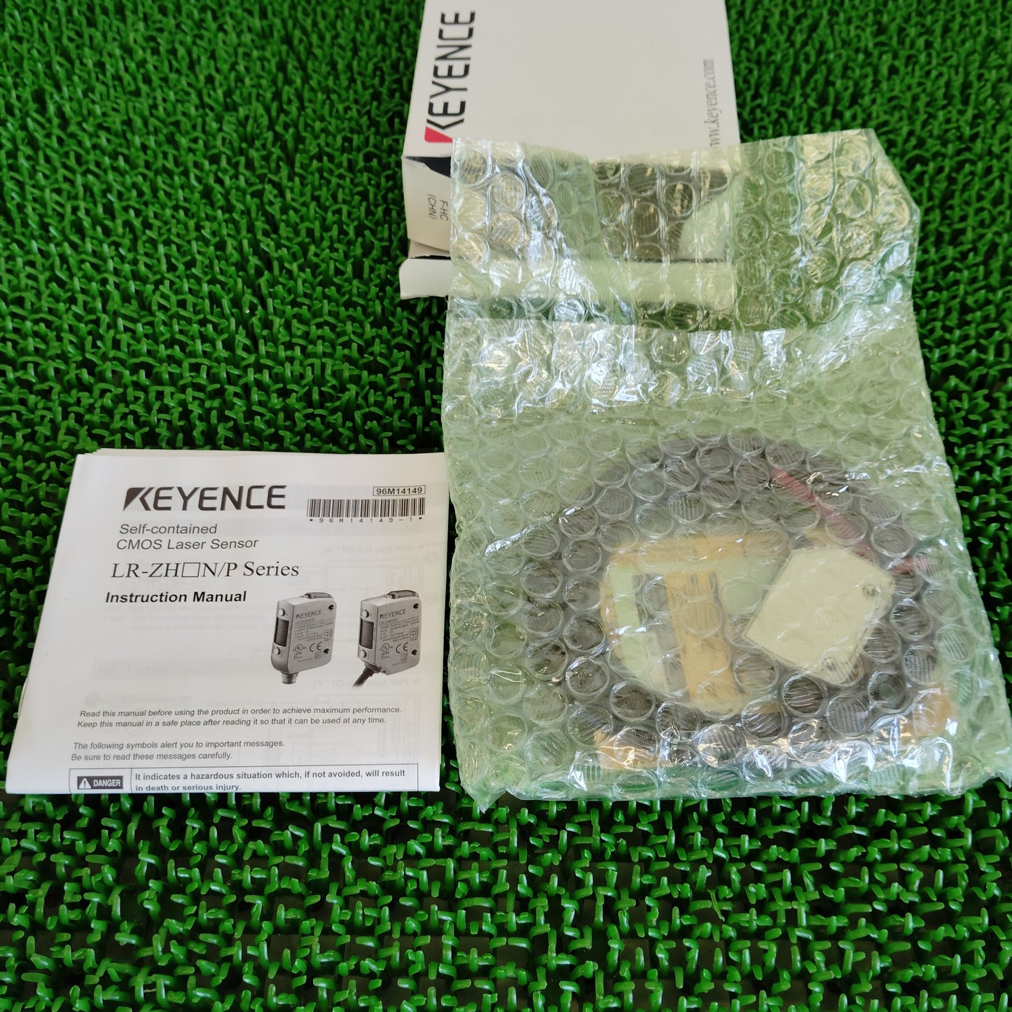 キーエンス LR-ZH500N レーザセンサ