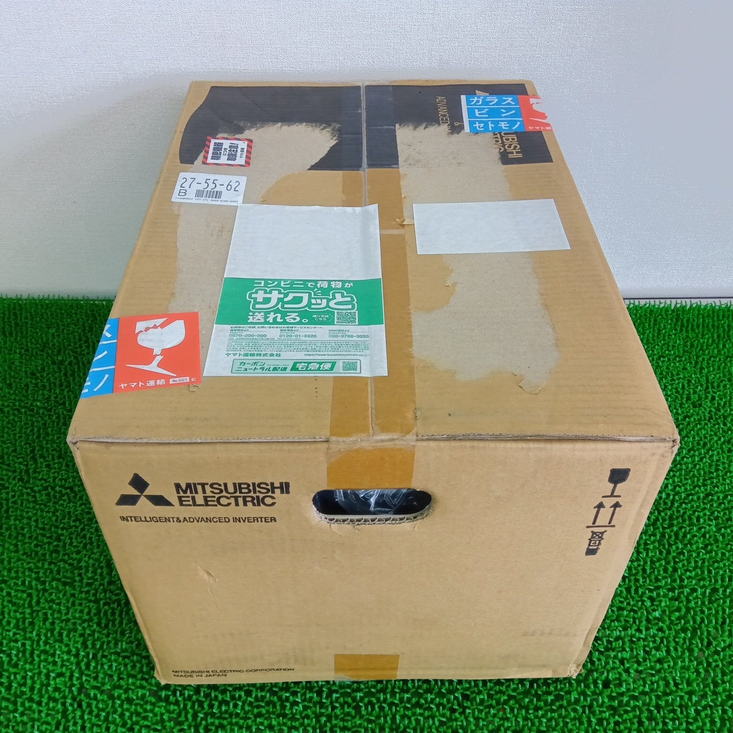 三菱電機 FR-A820-22K-1 インバーター 箱汚れあり