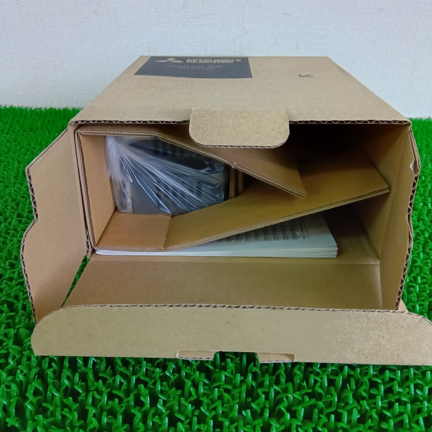 三菱電機 FR-D720-0.2K インバーター