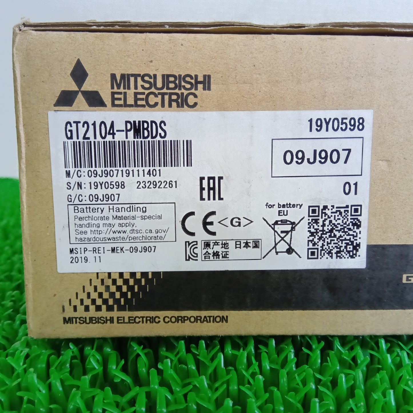 三菱電機 GT2104-PMBDS タッチパネル 内袋開封済未使用 箱汚れあり