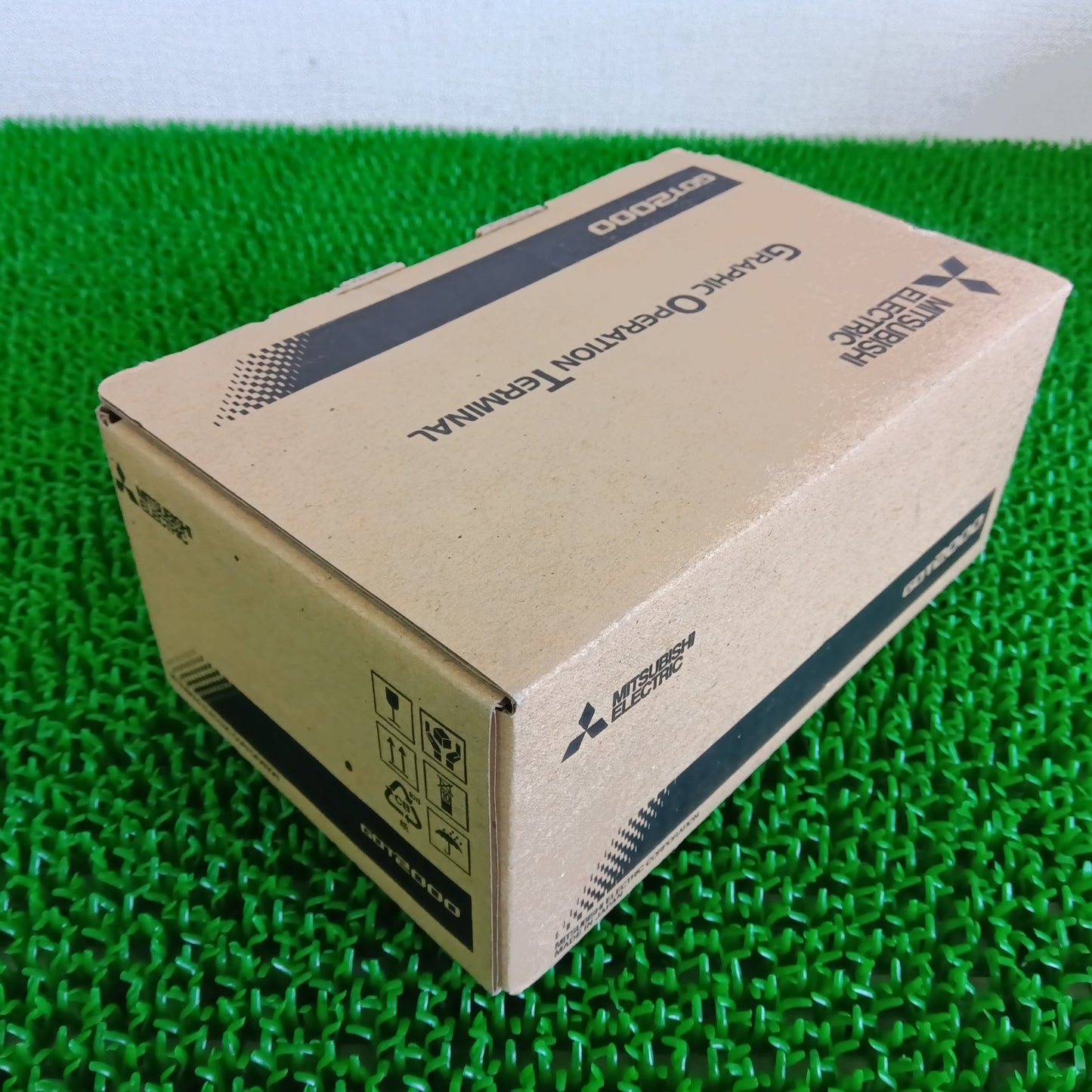 三菱電機 GT2104-PMBDS タッチパネル