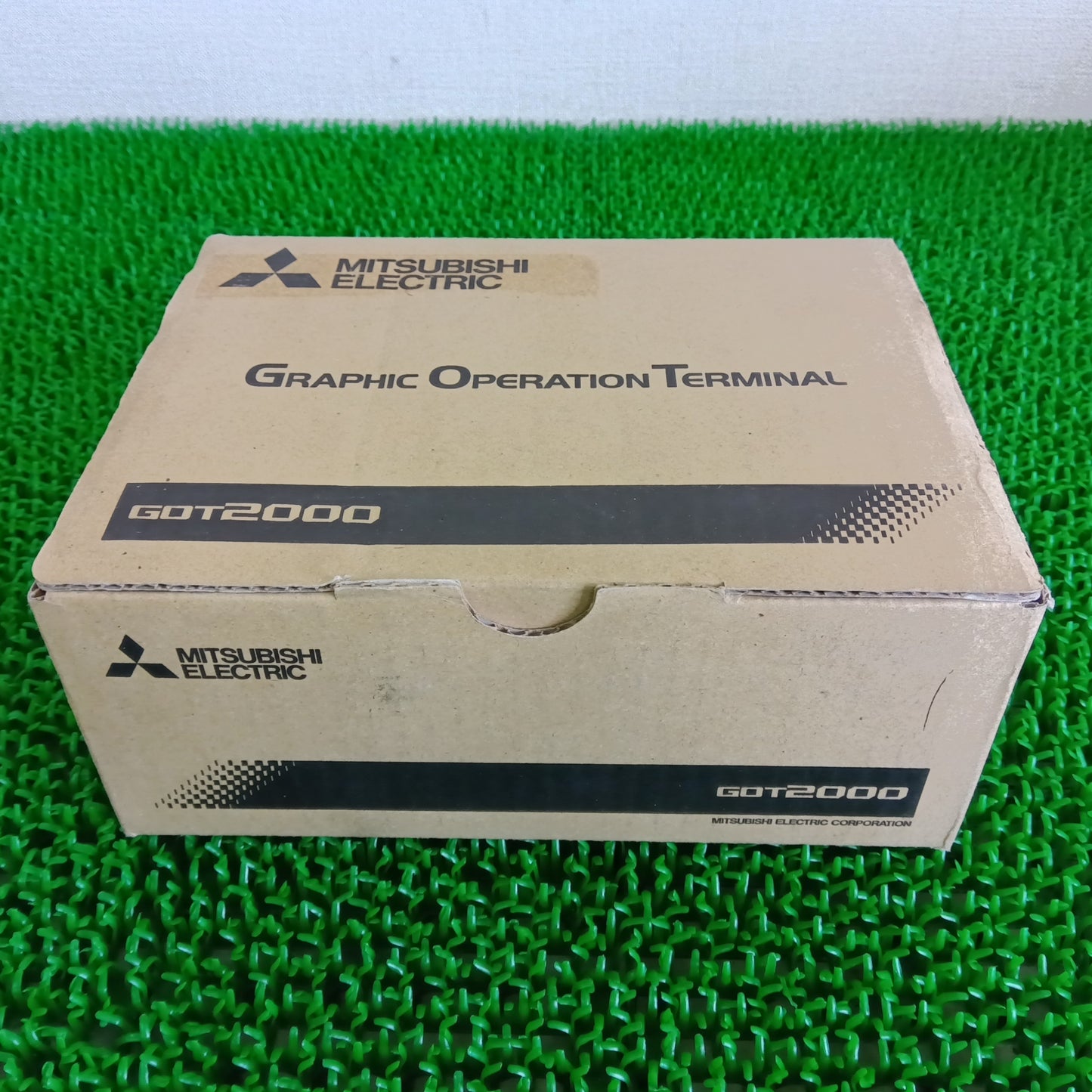 三菱電機 GT2104-RTBD タッチパネル