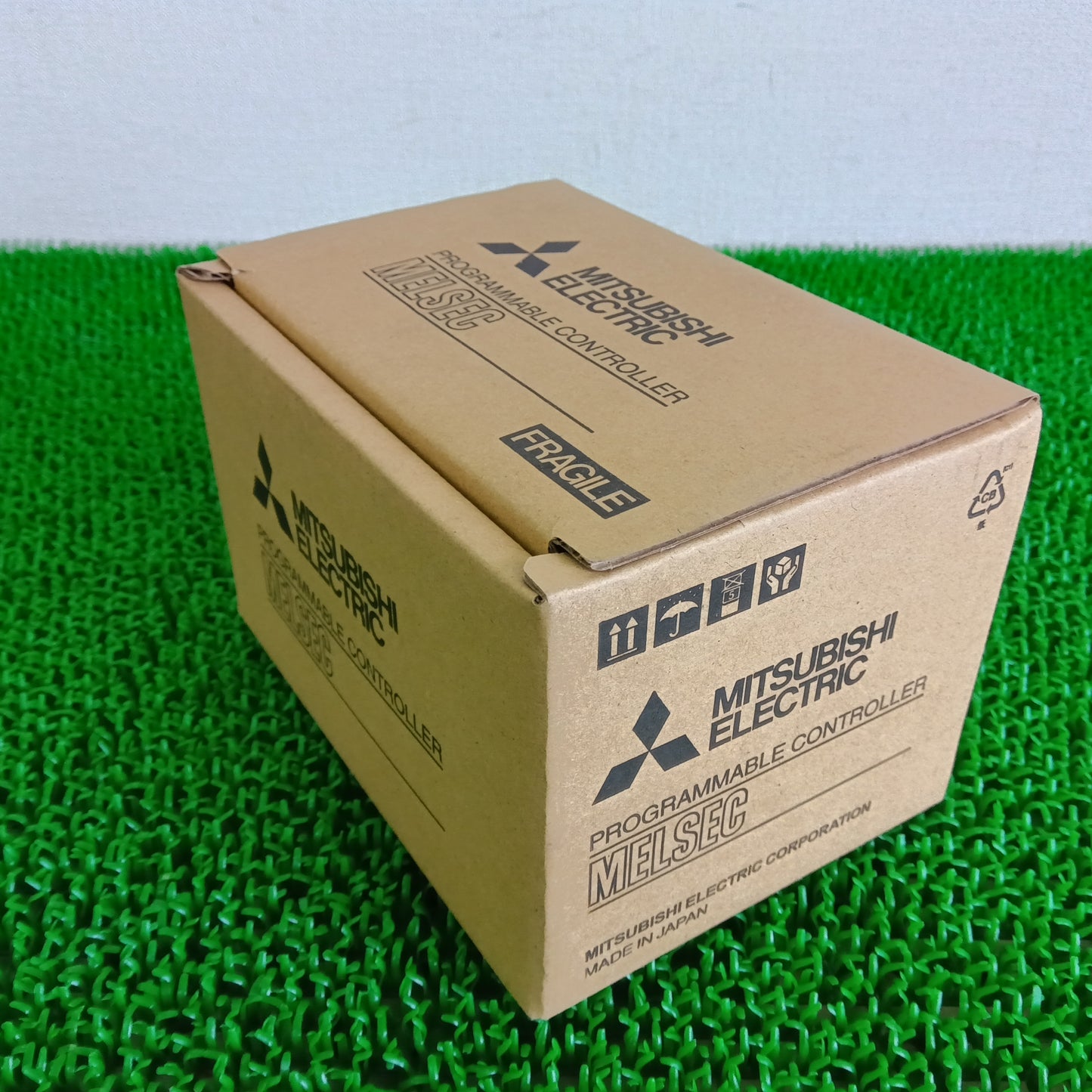 三菱電機 FX3U-32MR/ES シーケンサー