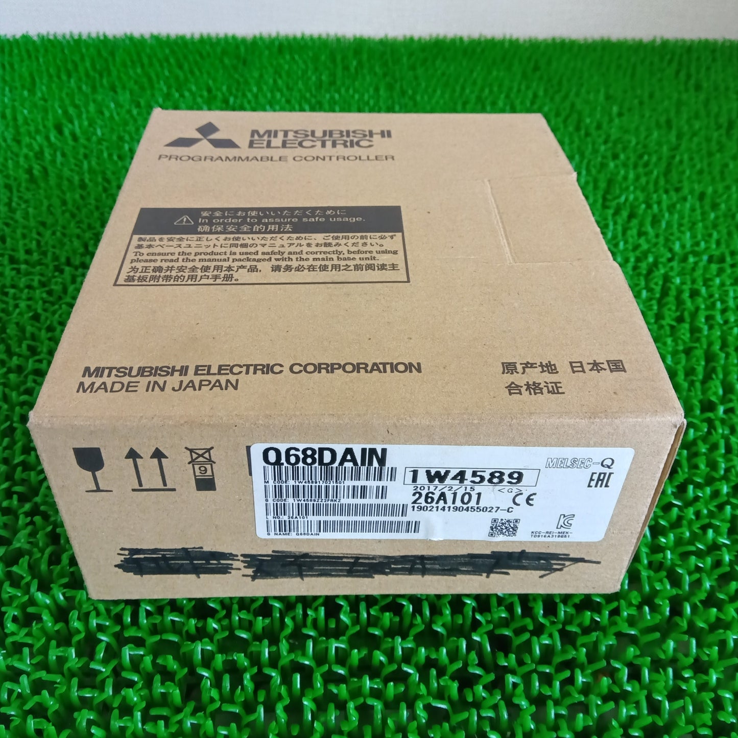 三菱電機 Q68DAIN シーケンサー 箱汚れあり