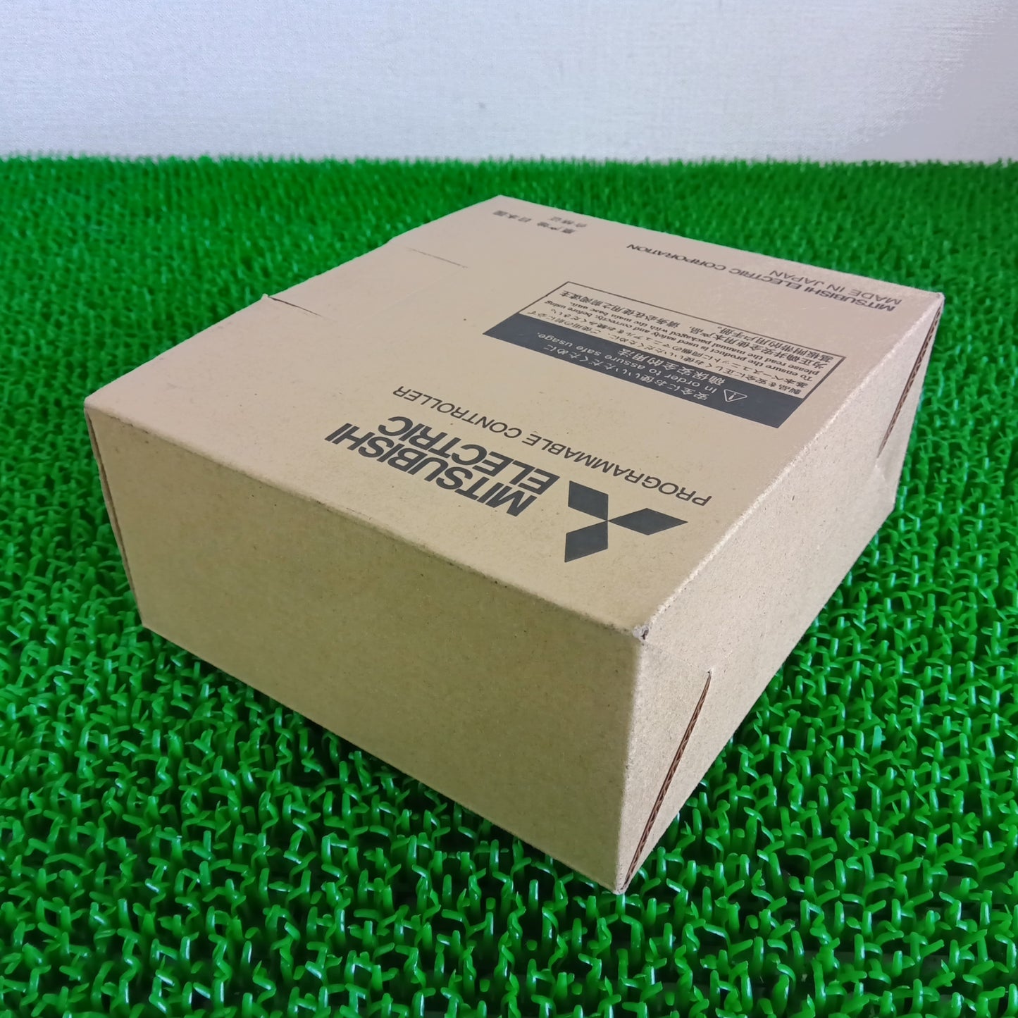 三菱電機 Q68DAIN シーケンサー 箱汚れあり