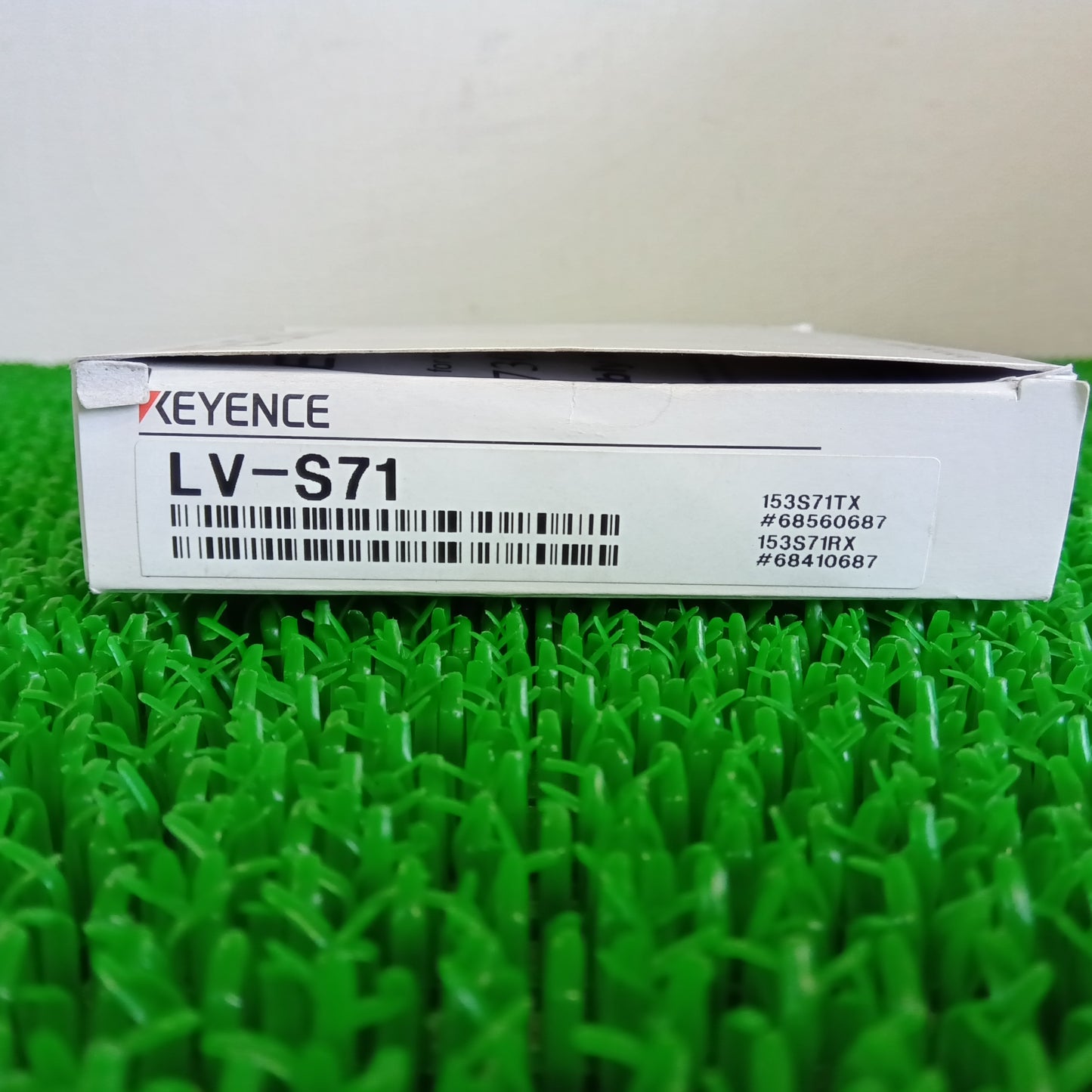 キーエンス LV-S71 レーザーセンサ 未開封