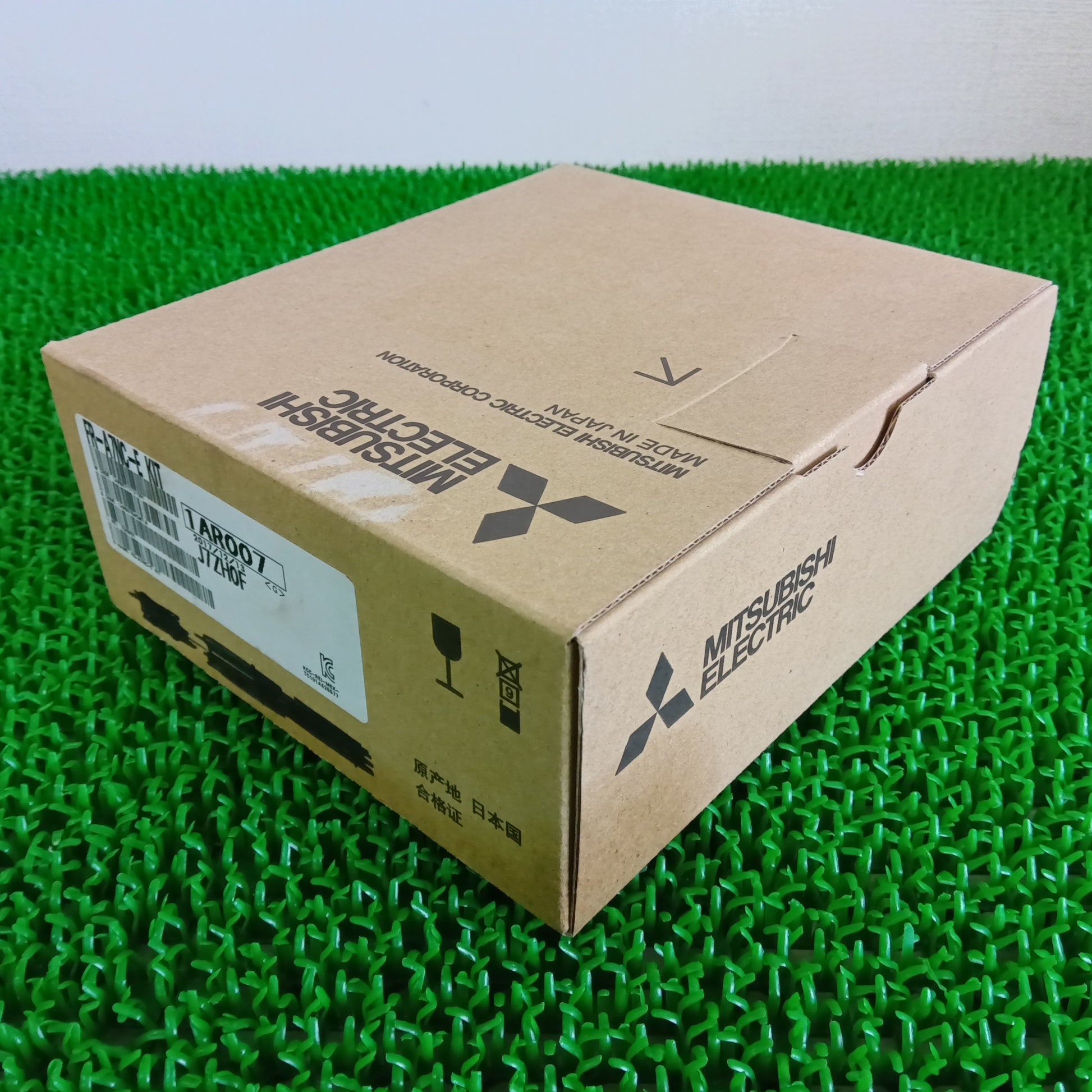 三菱電機 FR-A7NC-E KIT インバーター通信ユニット 箱汚れあり | 八雲機械工具